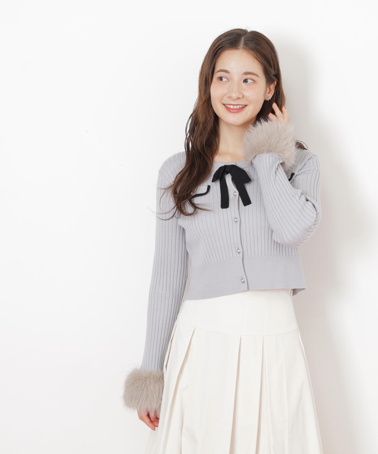 袖フェイクファーカーデトップス
