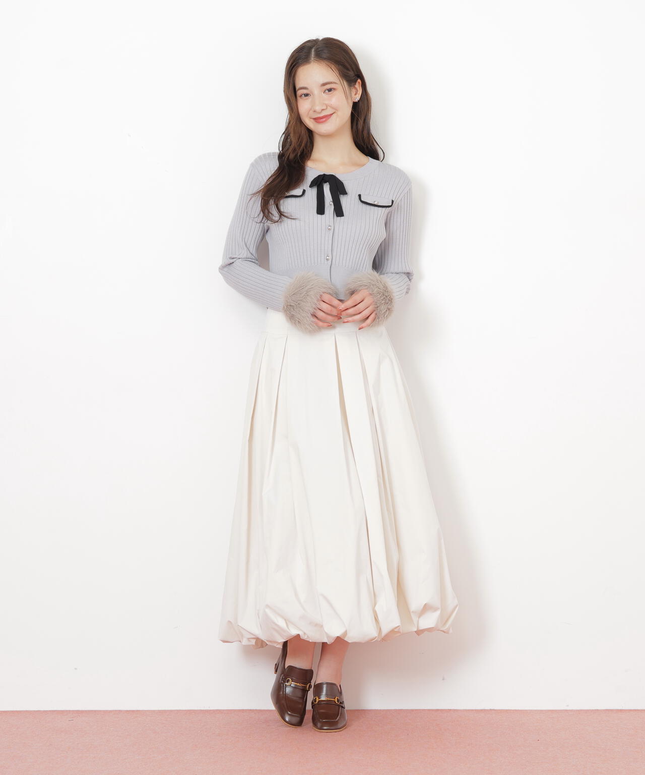 袖フェイクファーカーデトップス