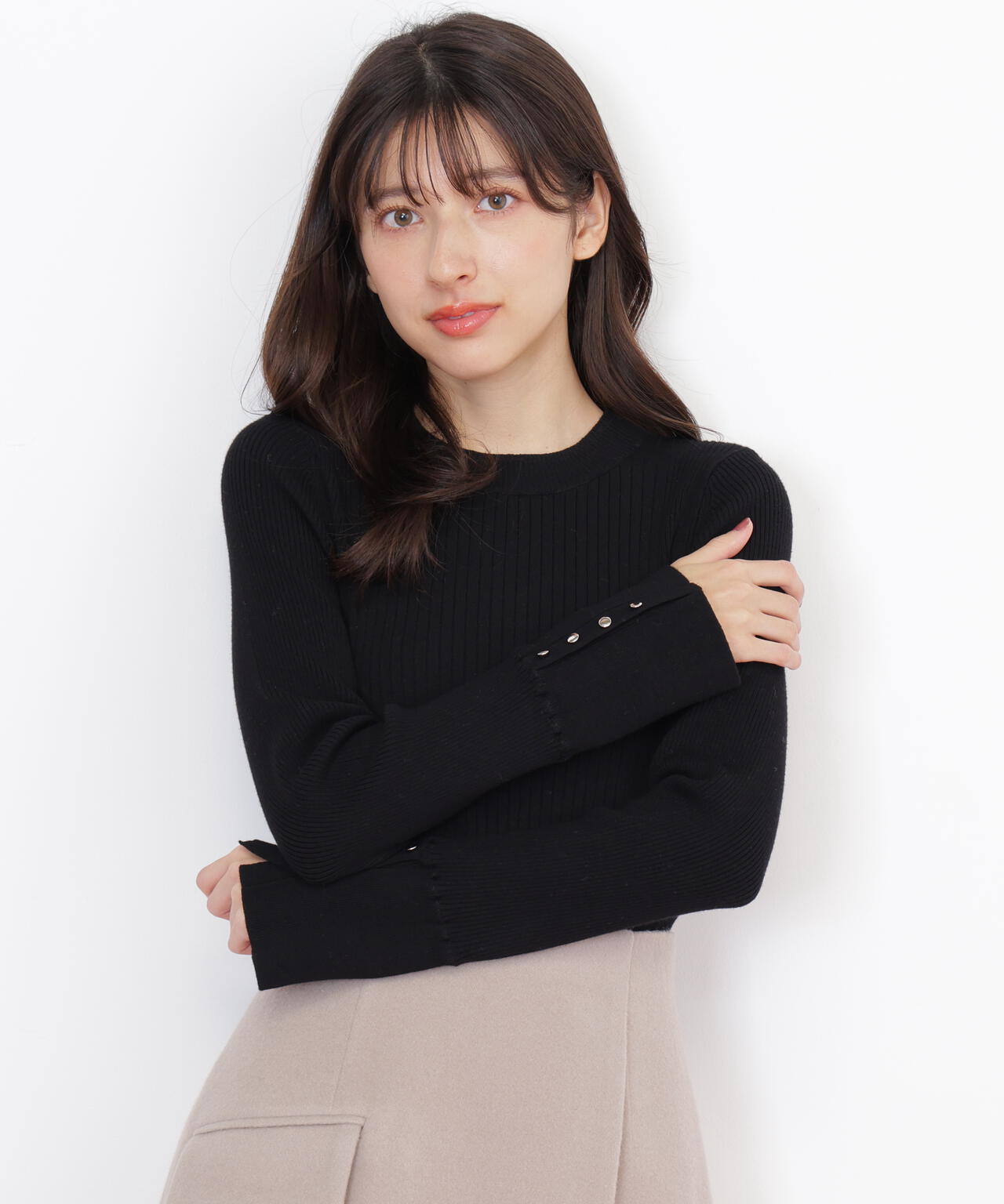 jyon極美品☆レオナール 薄手 シルク56%入り 上質セーター 42 近年美