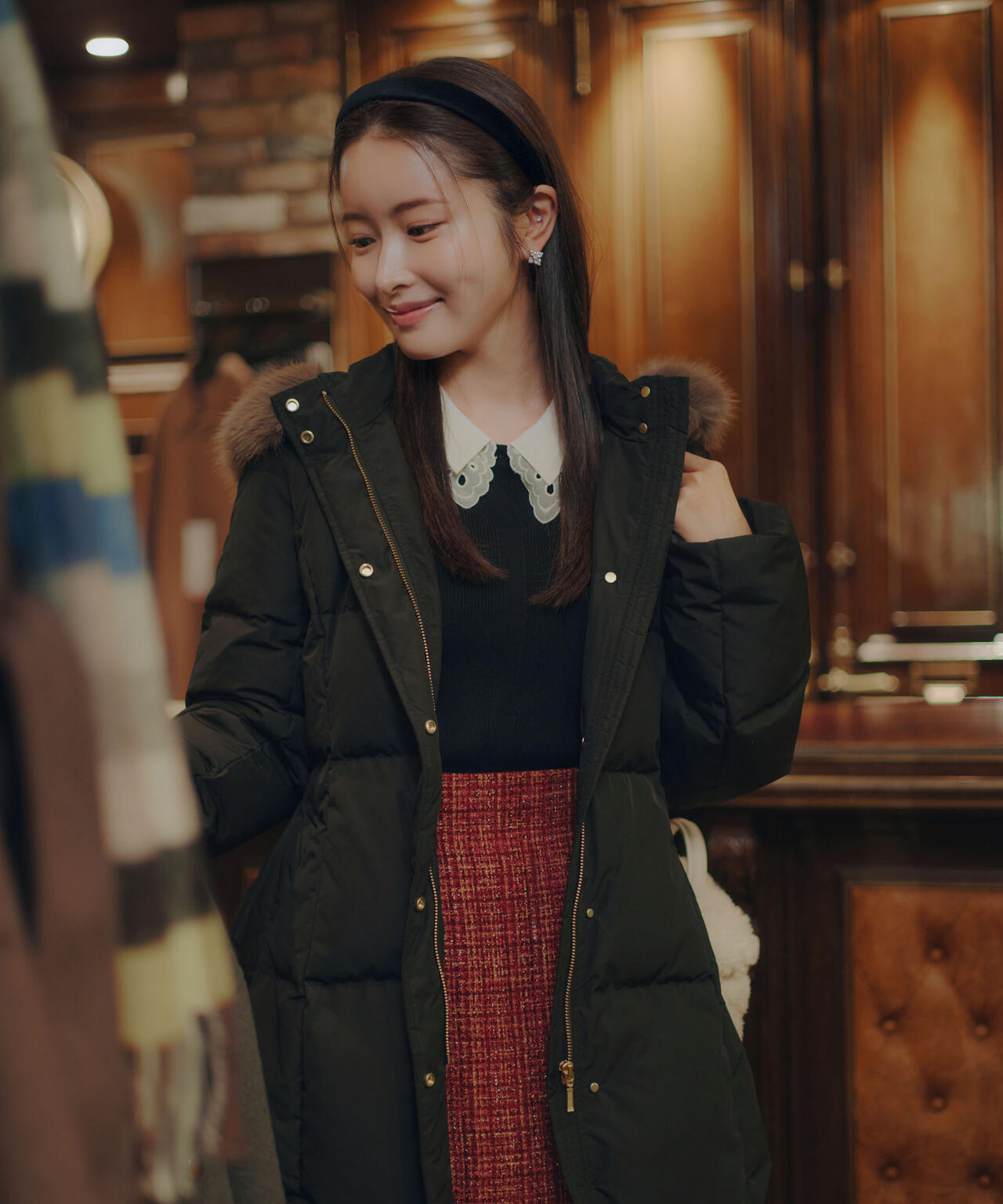 レース衿レイヤードニット