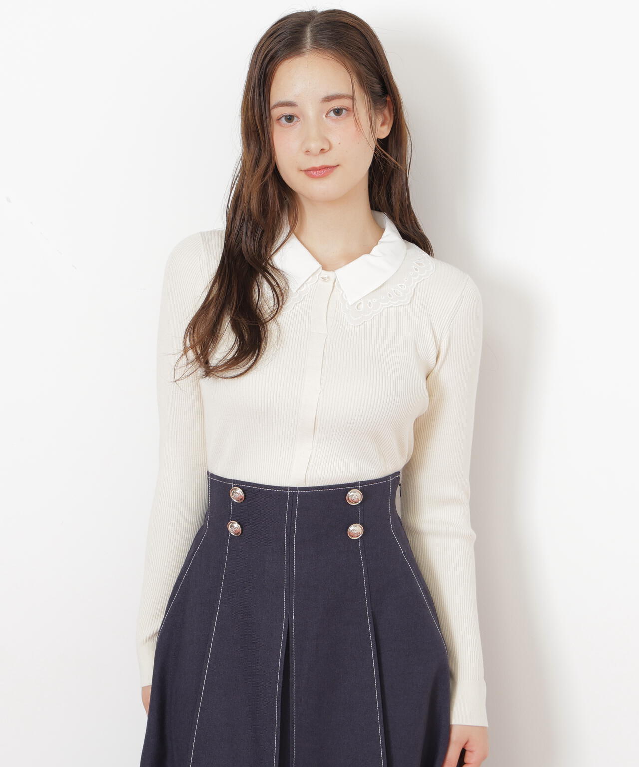 レース衿レイヤードニット