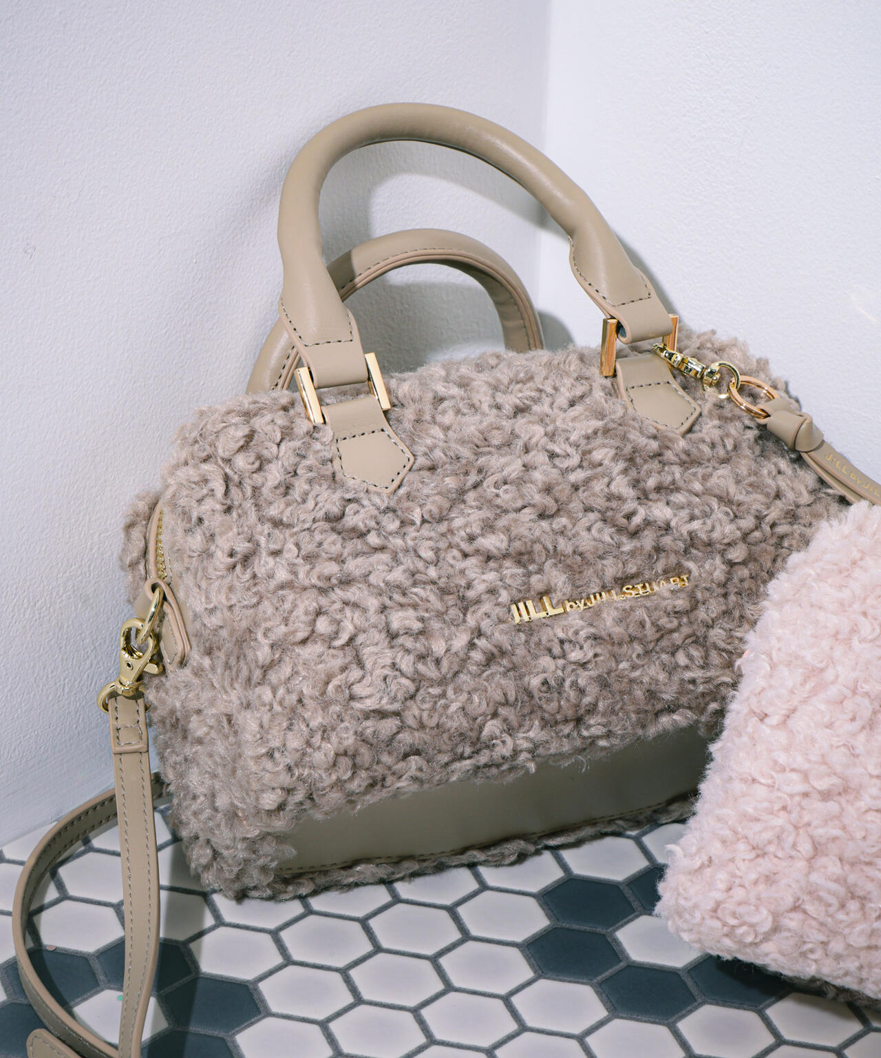 ボアミニボストン