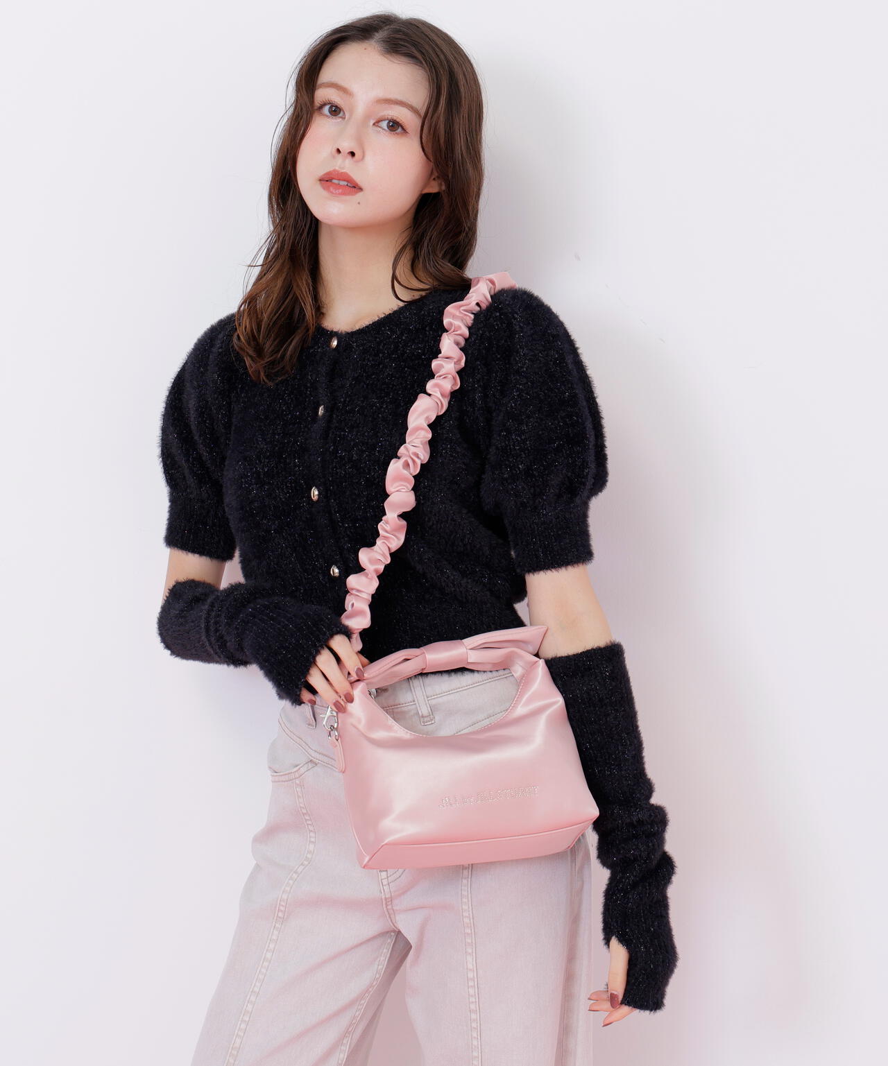 OHGA シルバー　23,5㎝　ビッグリボン　ミュール OHGA シルバー 23,5㎝ ビッグリボン ミュール シルバーリボン