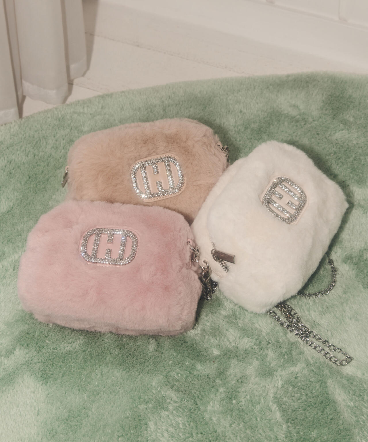 Wink J フェイクファーポシェット