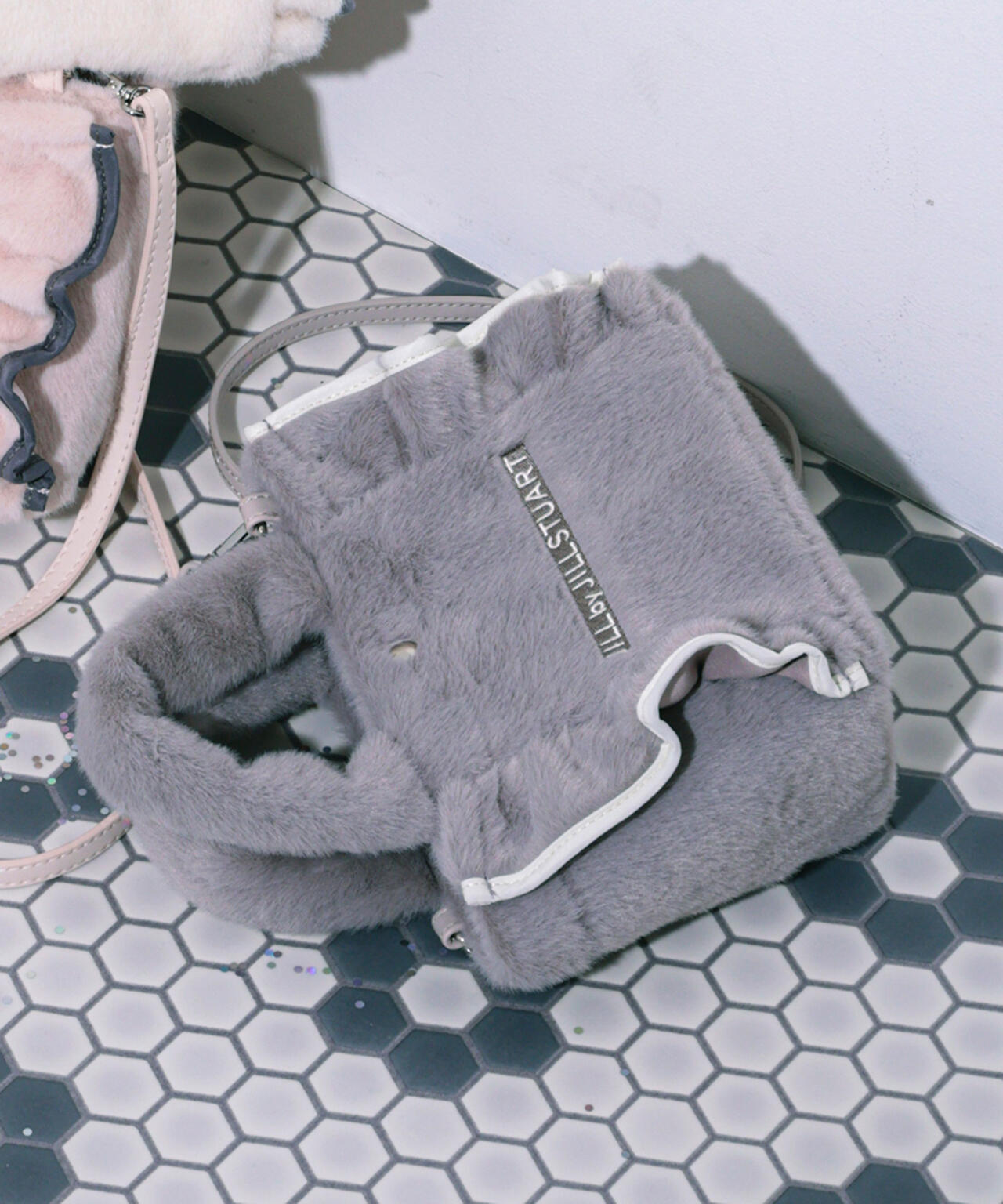 ＜フリルトートミニ＞フェイクファー