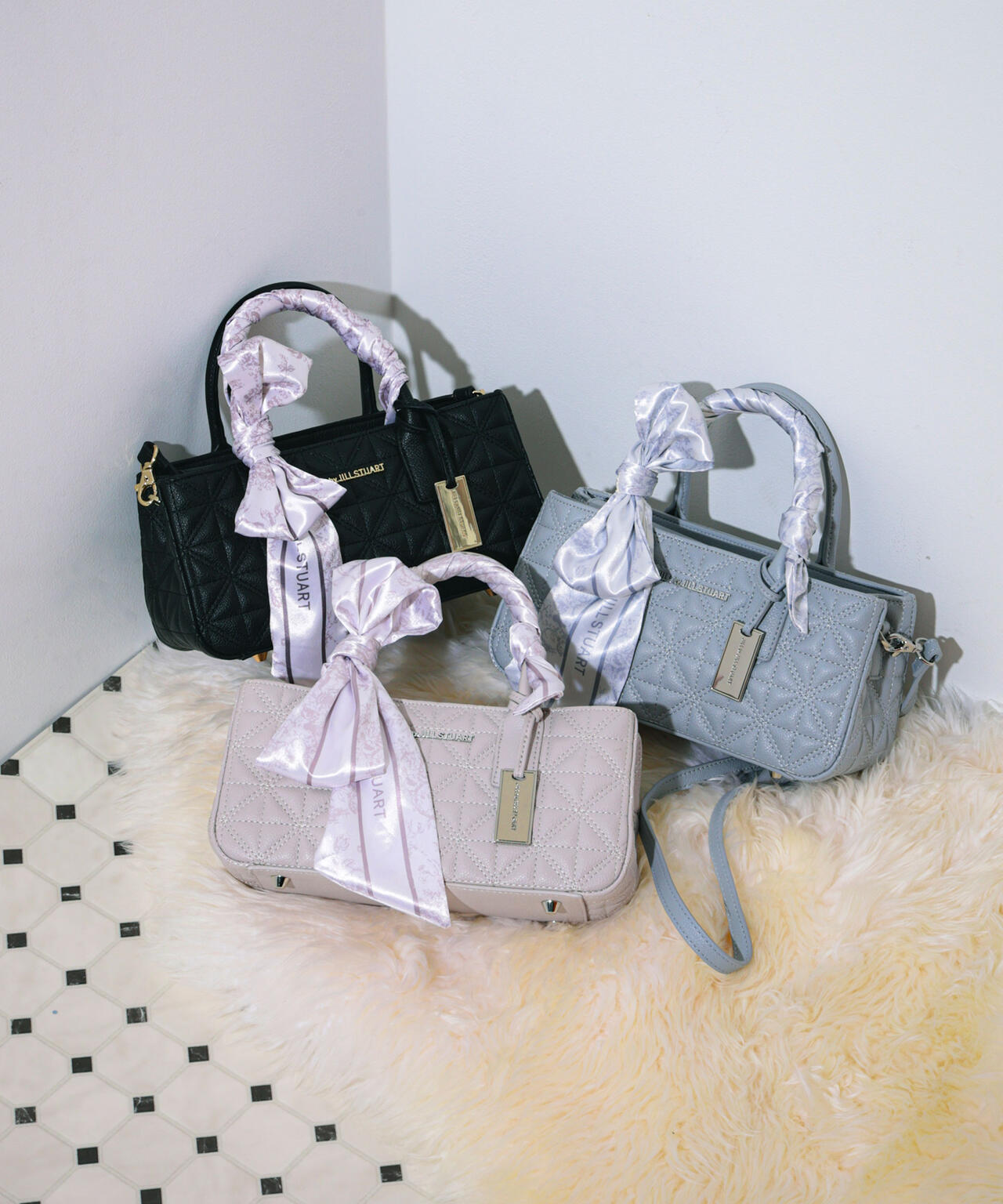 スカーフキルティングトート