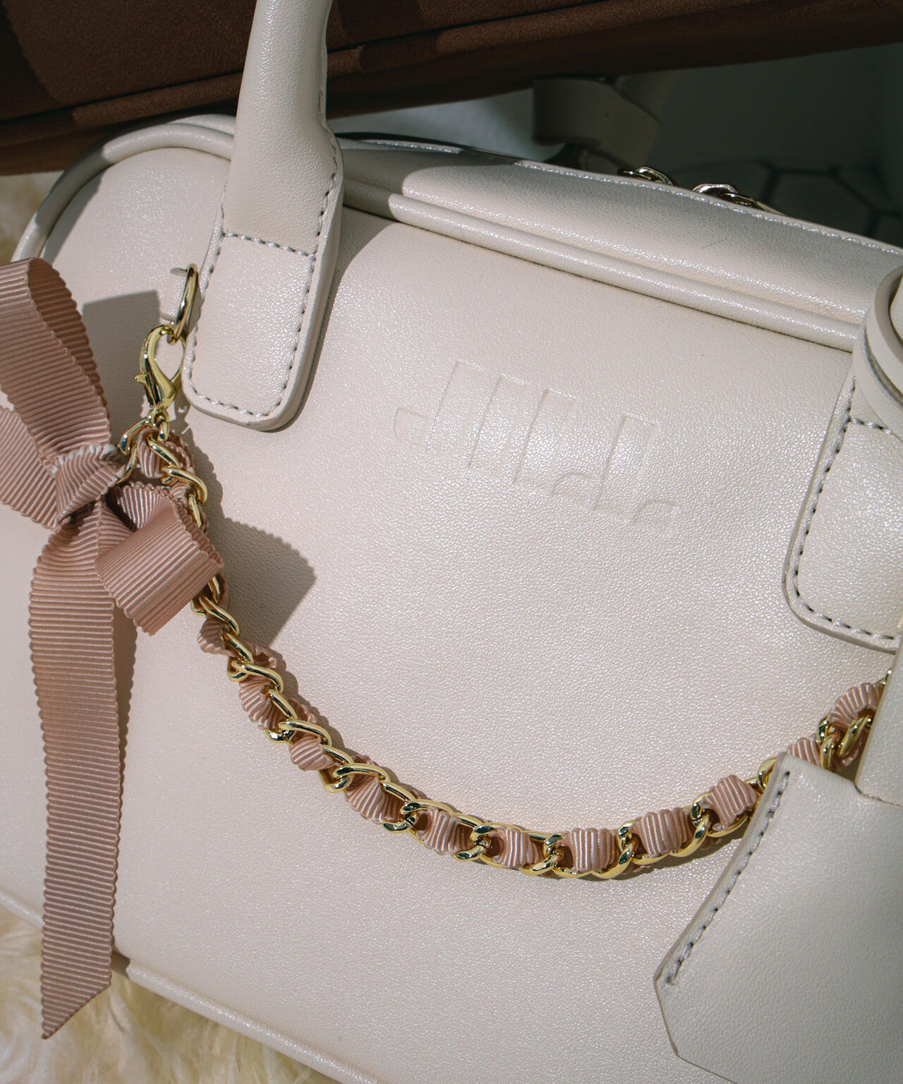 チャーム付きミニボストン