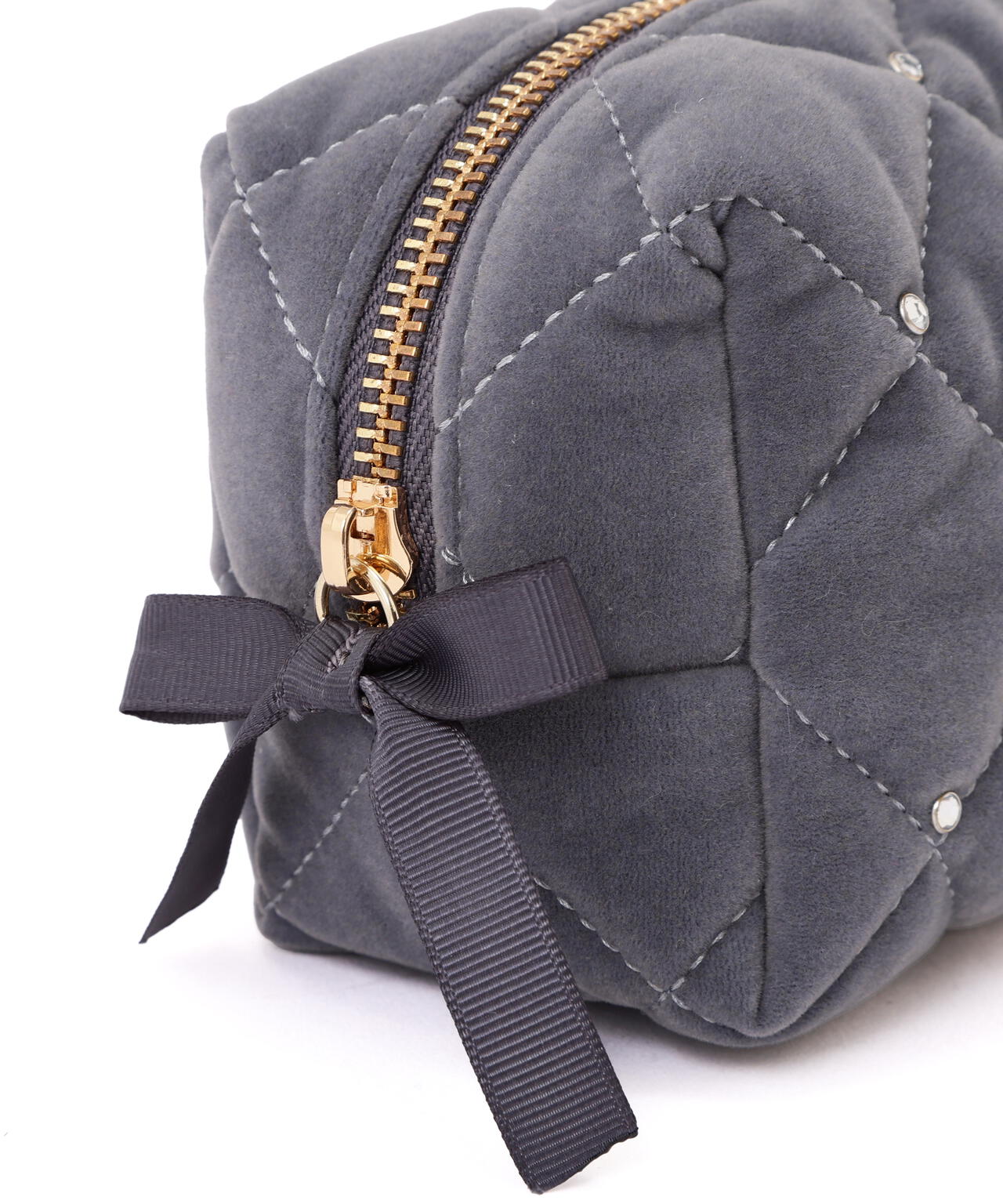 ビジューリボンキルティングポーチ