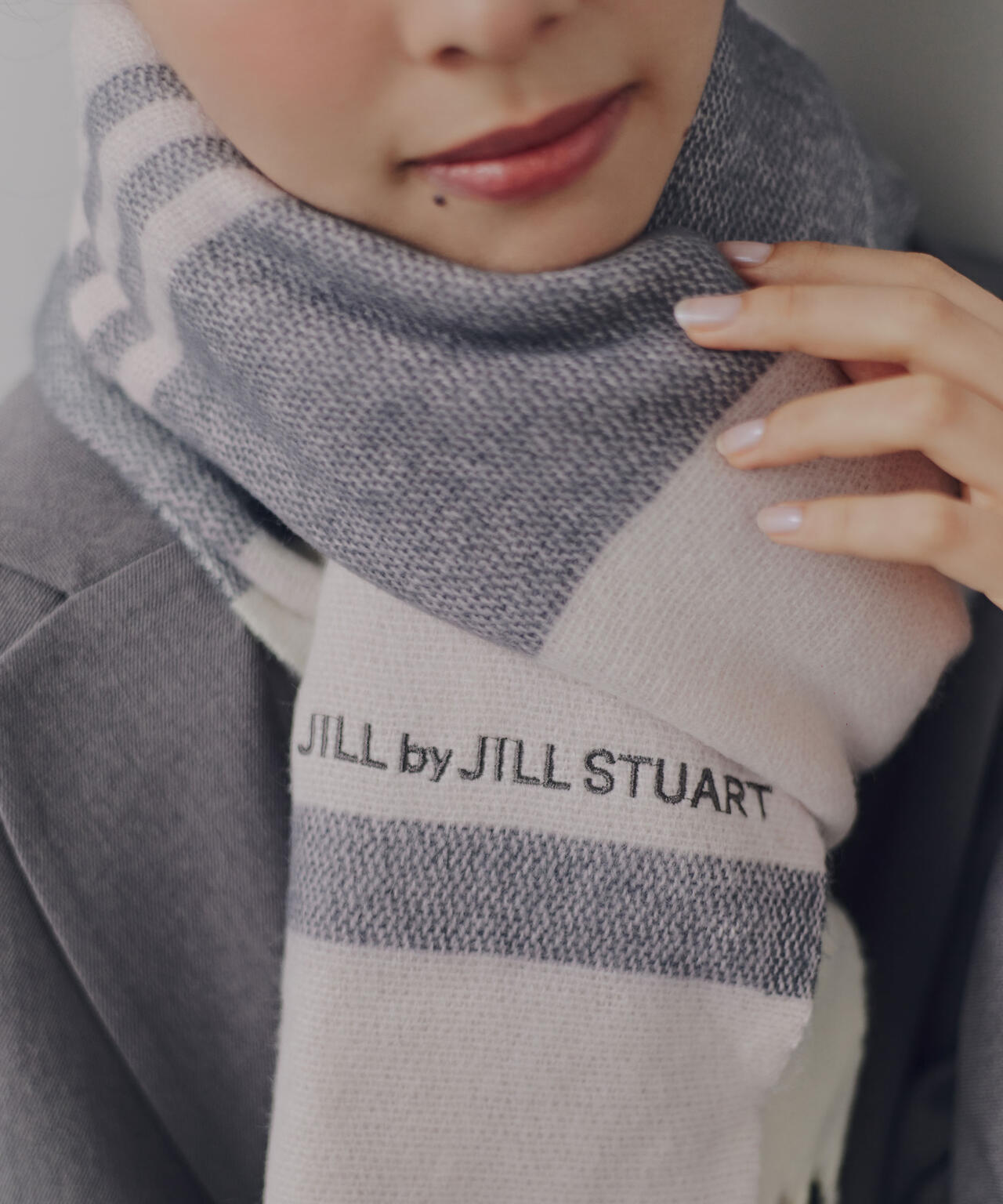 エンブロイダリーロゴチェックストール | JILL by JILL STUART（ジル