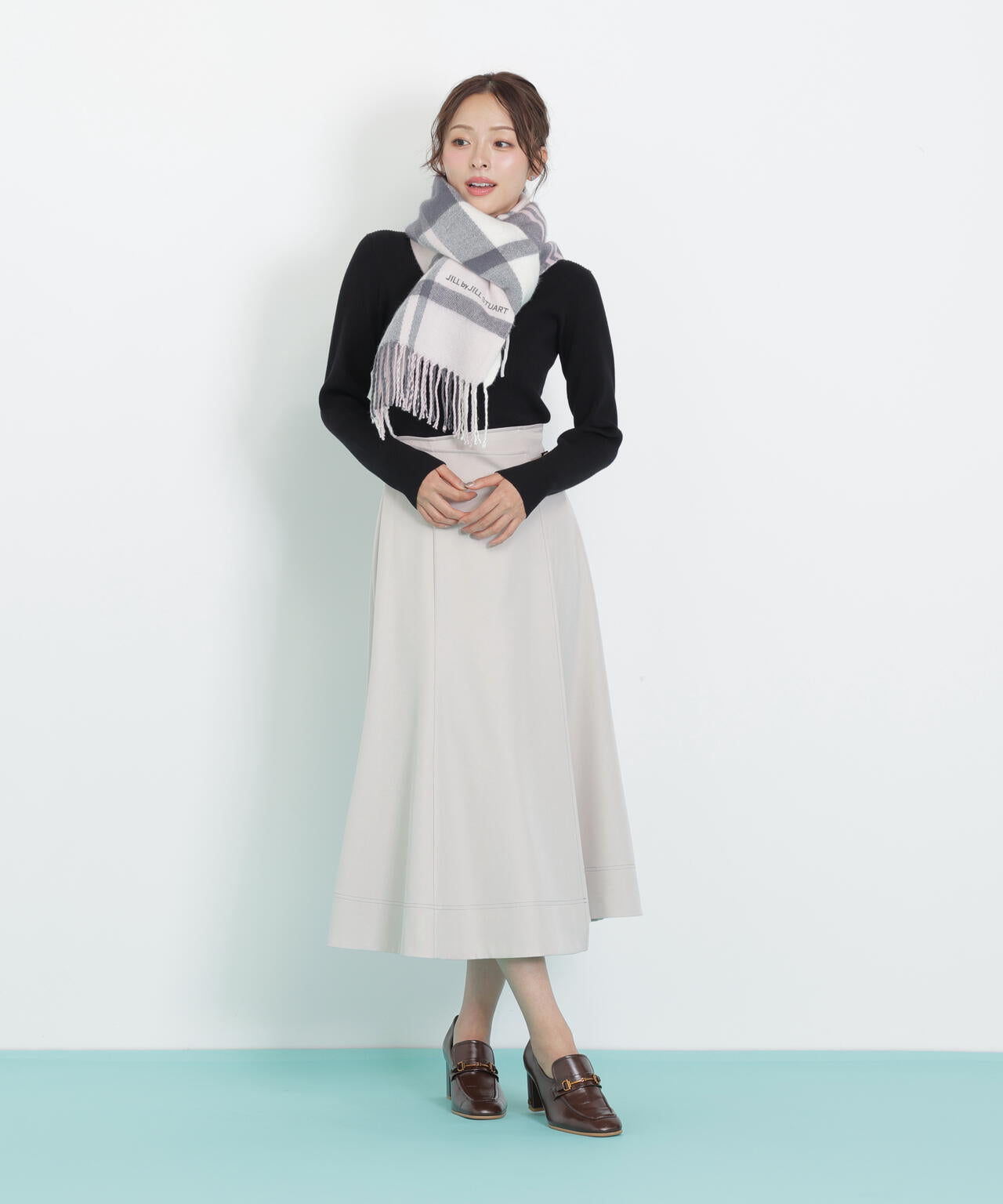 エンブロイダリーロゴチェックストール