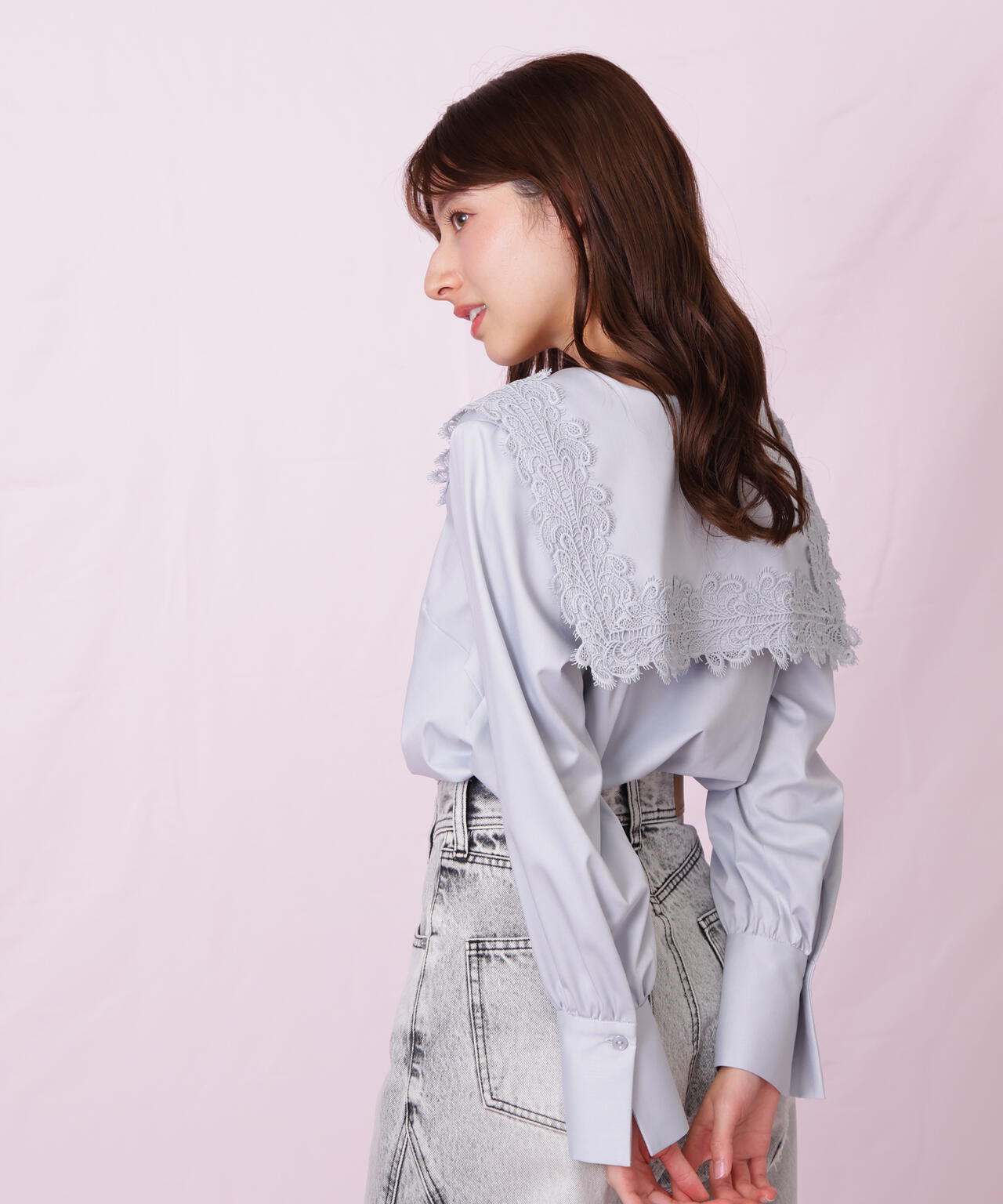 レースセーラーカラーブラウス