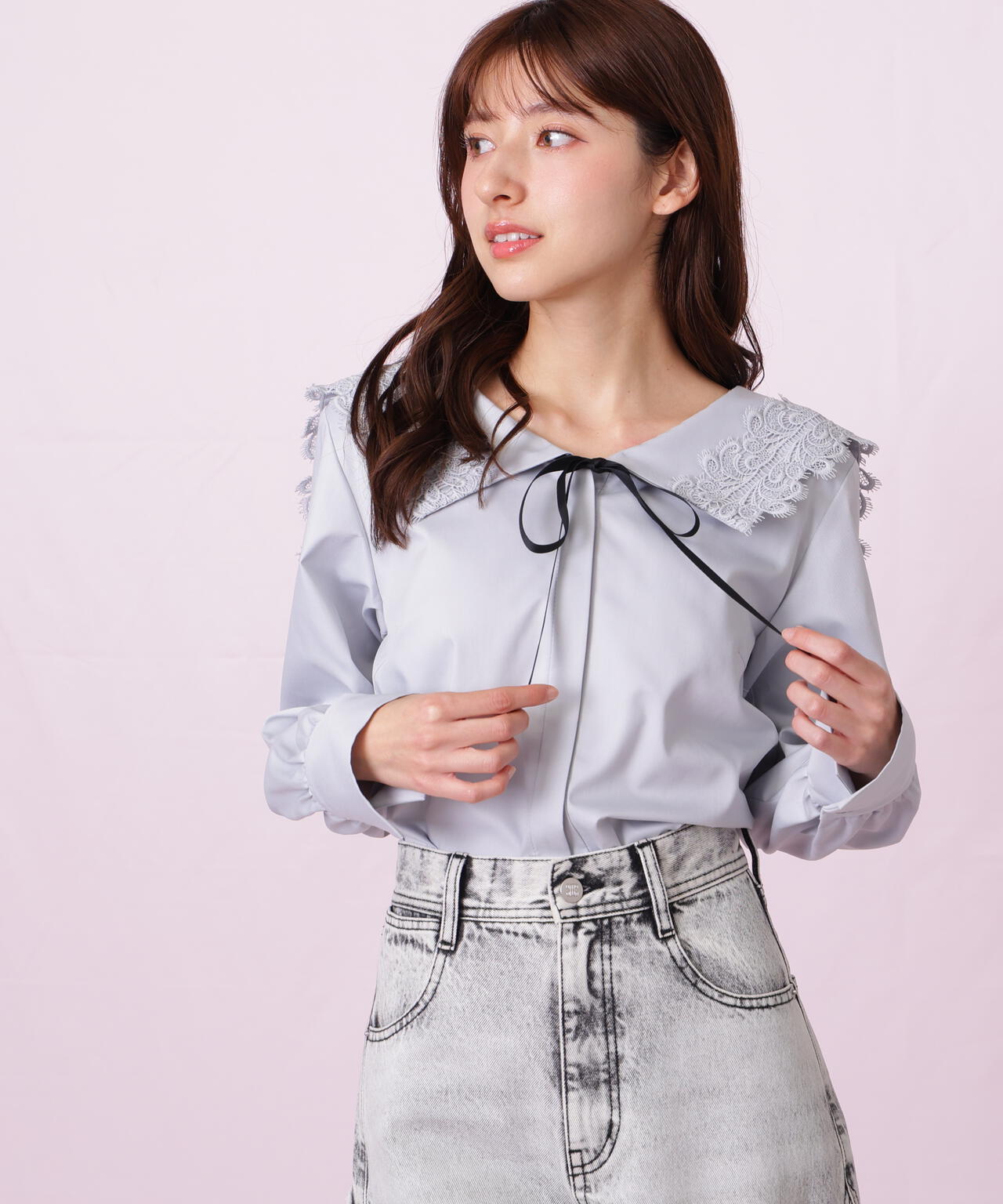 レースセーラーカラーブラウス