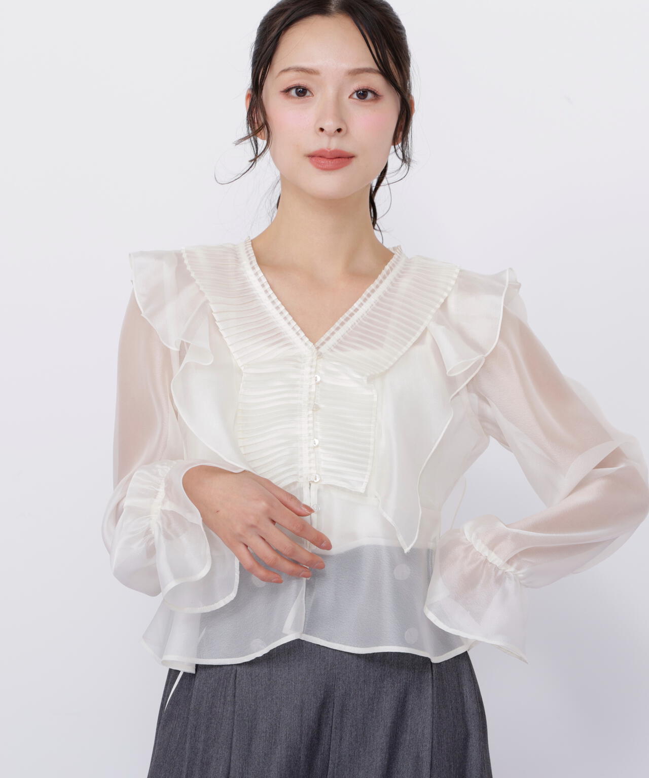 プリーツフリルブラウス