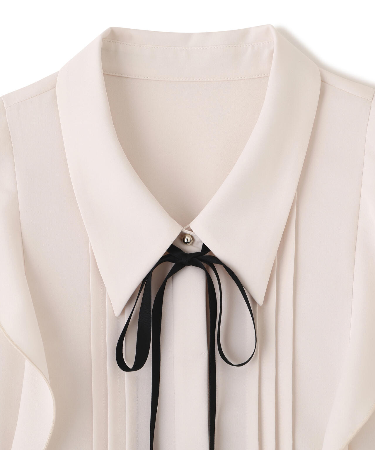 リボン付きピンタックブラウス