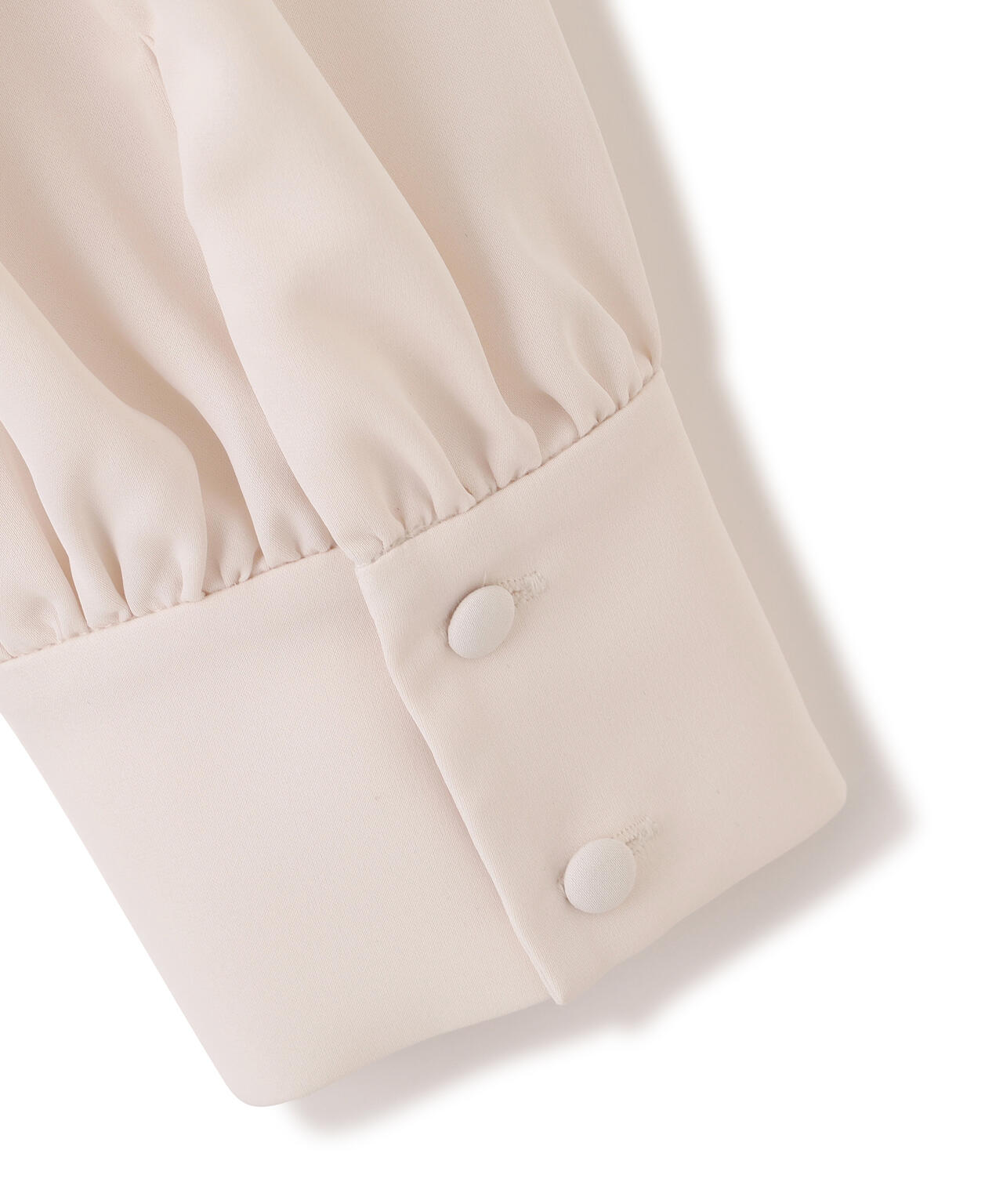 リボン付きピンタックブラウス