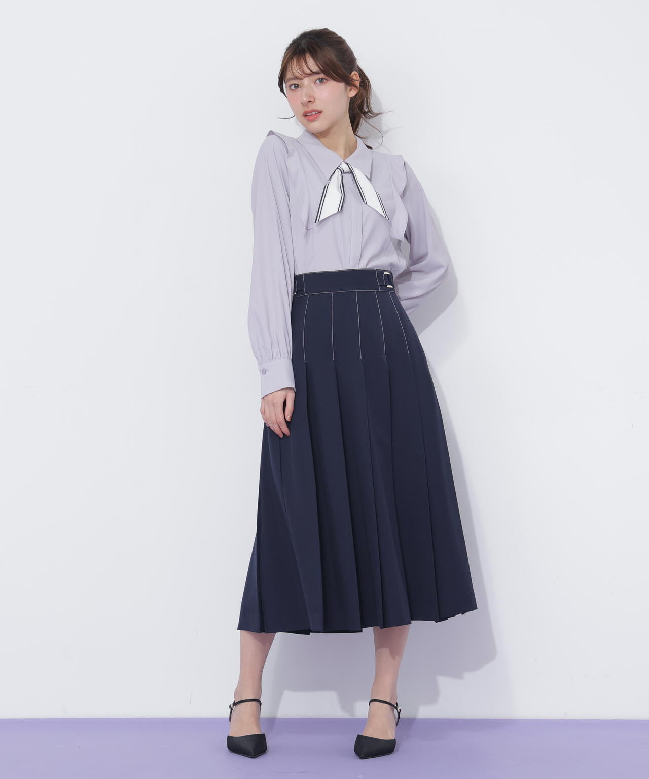 スカーフ付きブラウス