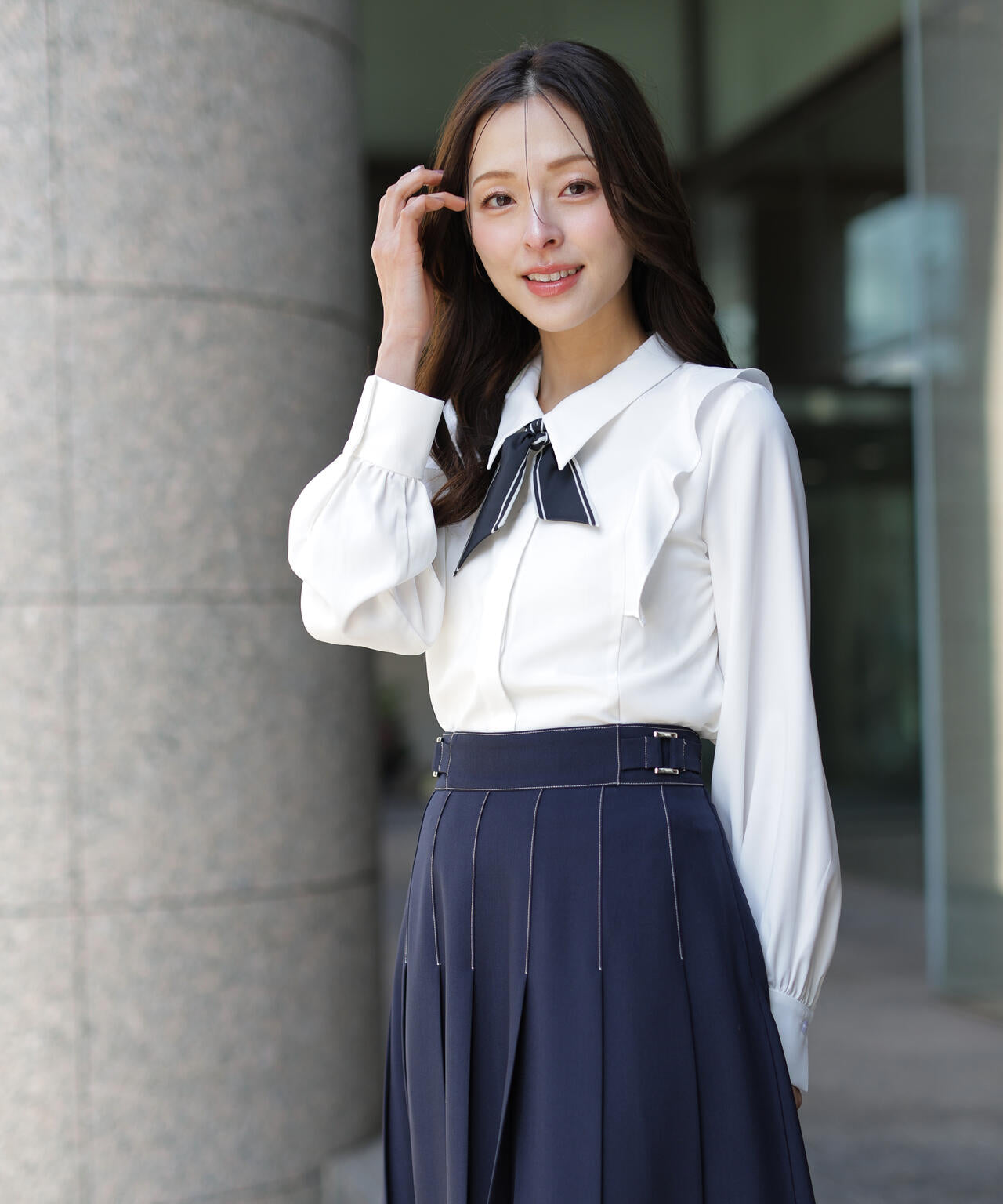 スカーフ付きブラウス