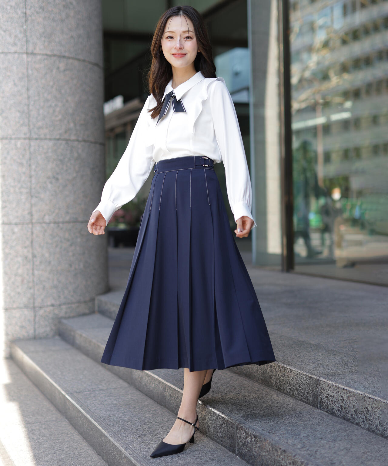 スカーフ付きブラウス