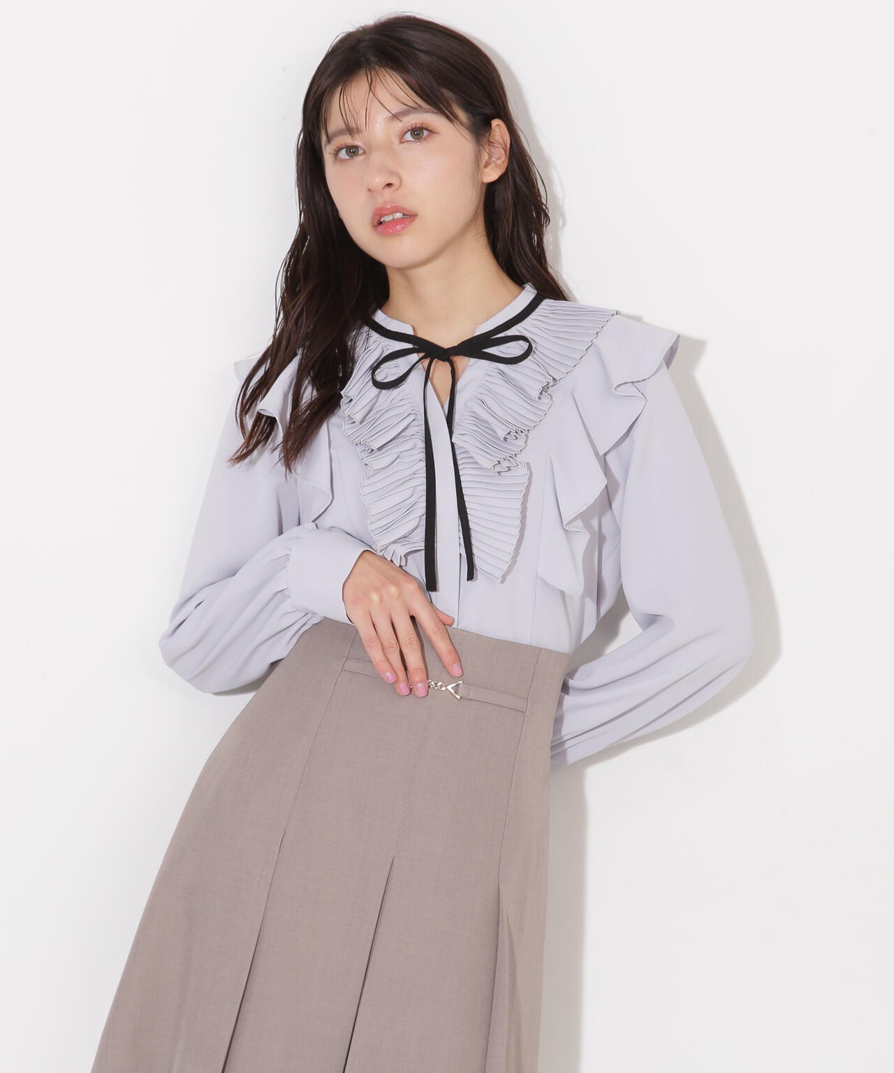 プリーツフリルリボンタイブラウス | JILL by JILL STUART（ジル バイ