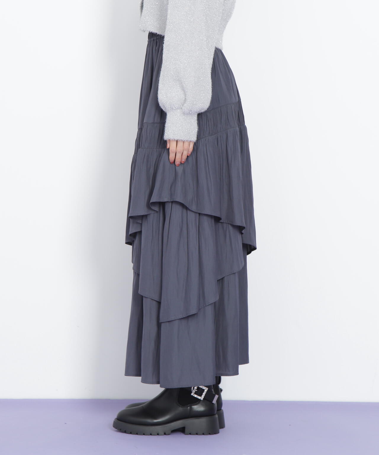 割線ランダムティアードスカート