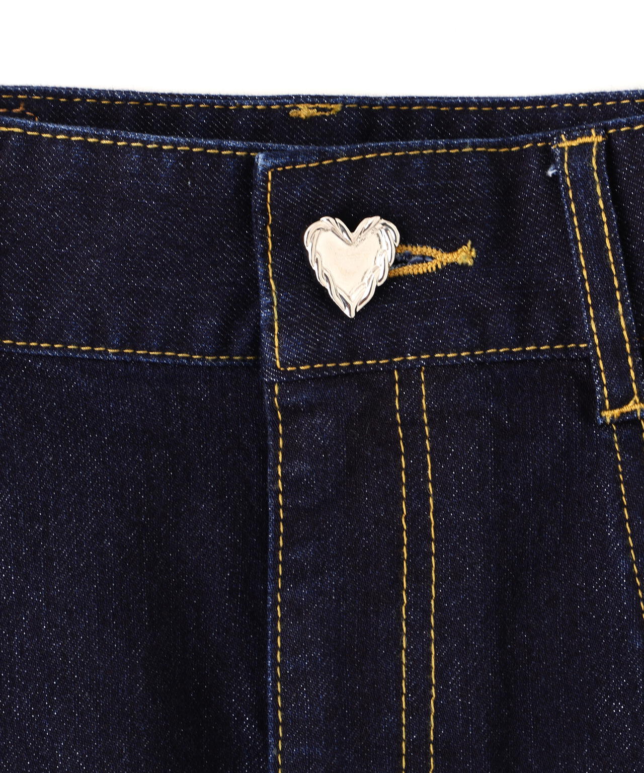 ハートボタンフレアミニスカート