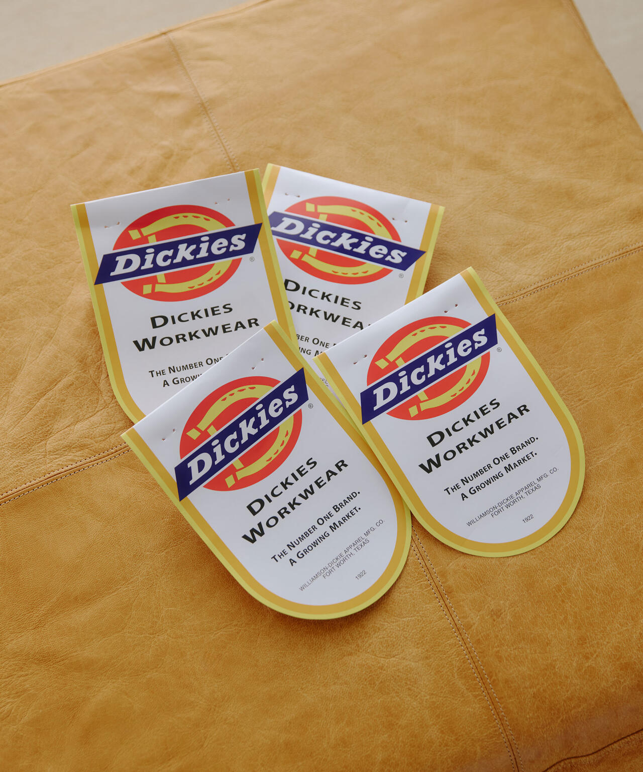 「Dickies × JILL by JILL STUART」別注タックミニスカート