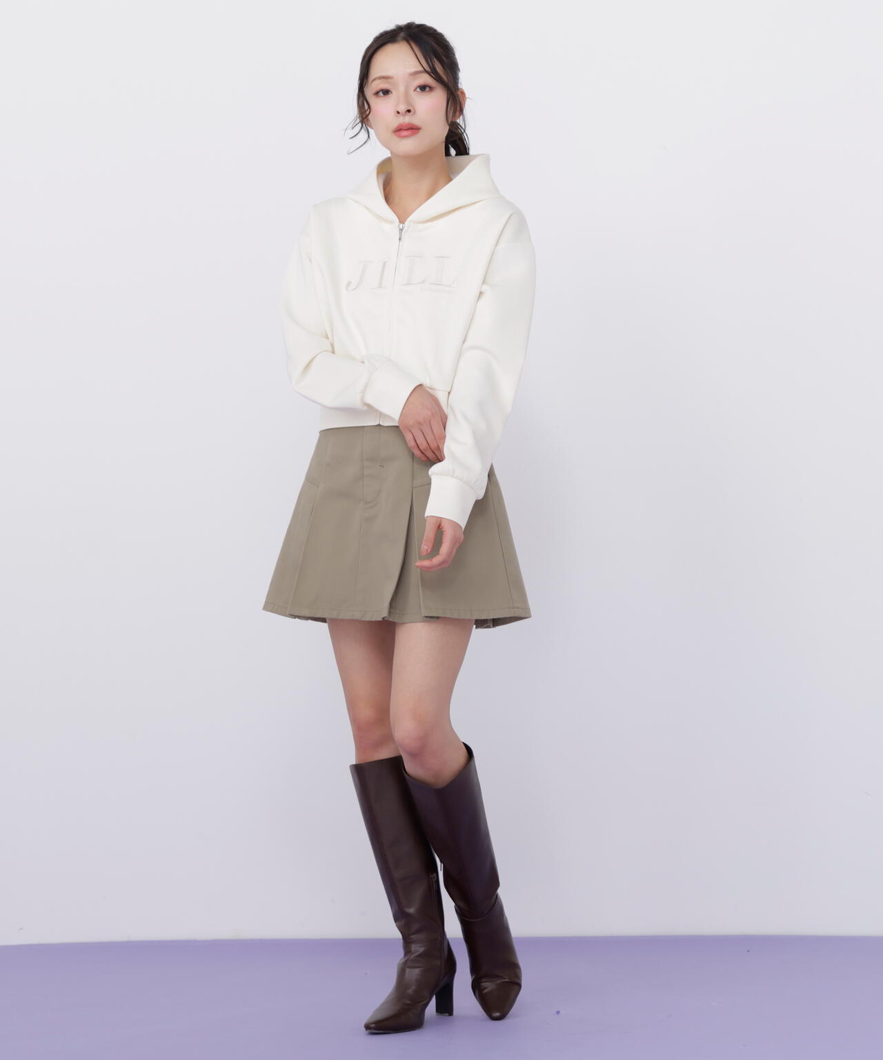 「Dickies × JILL by JILL STUART」別注タックミニスカート