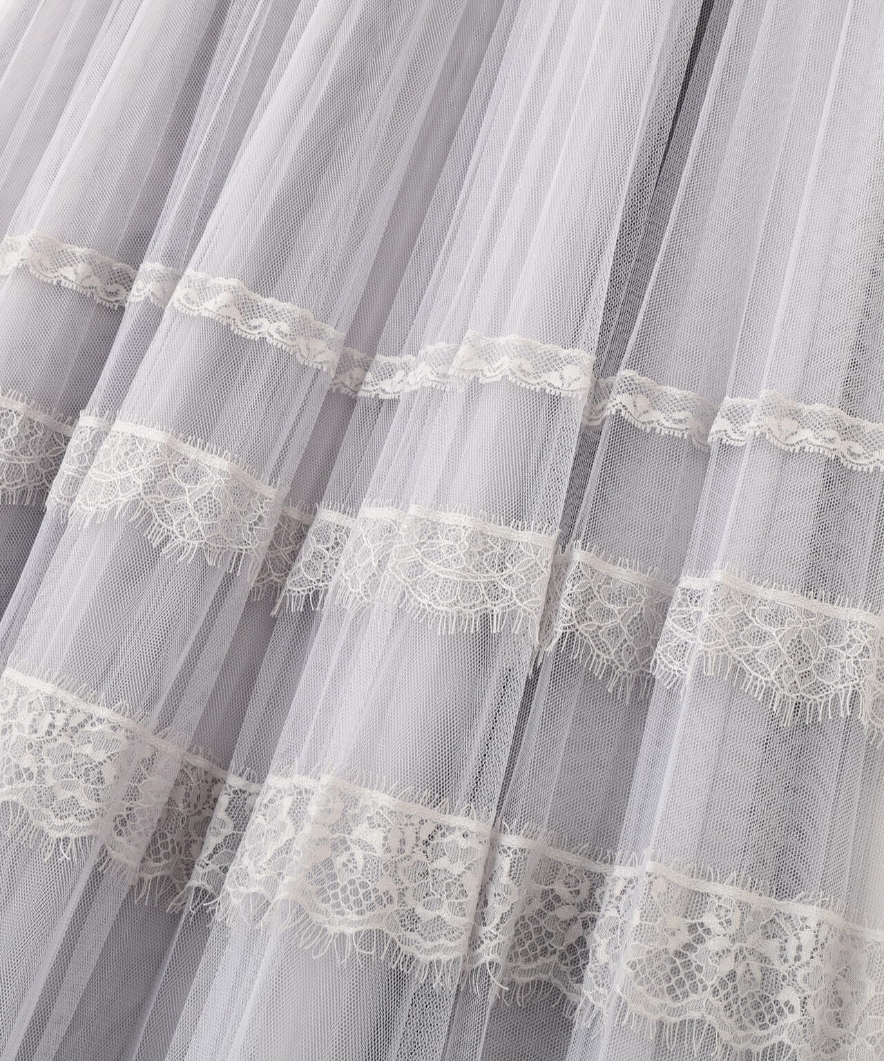 ヘムレースプリーツチュールスカート