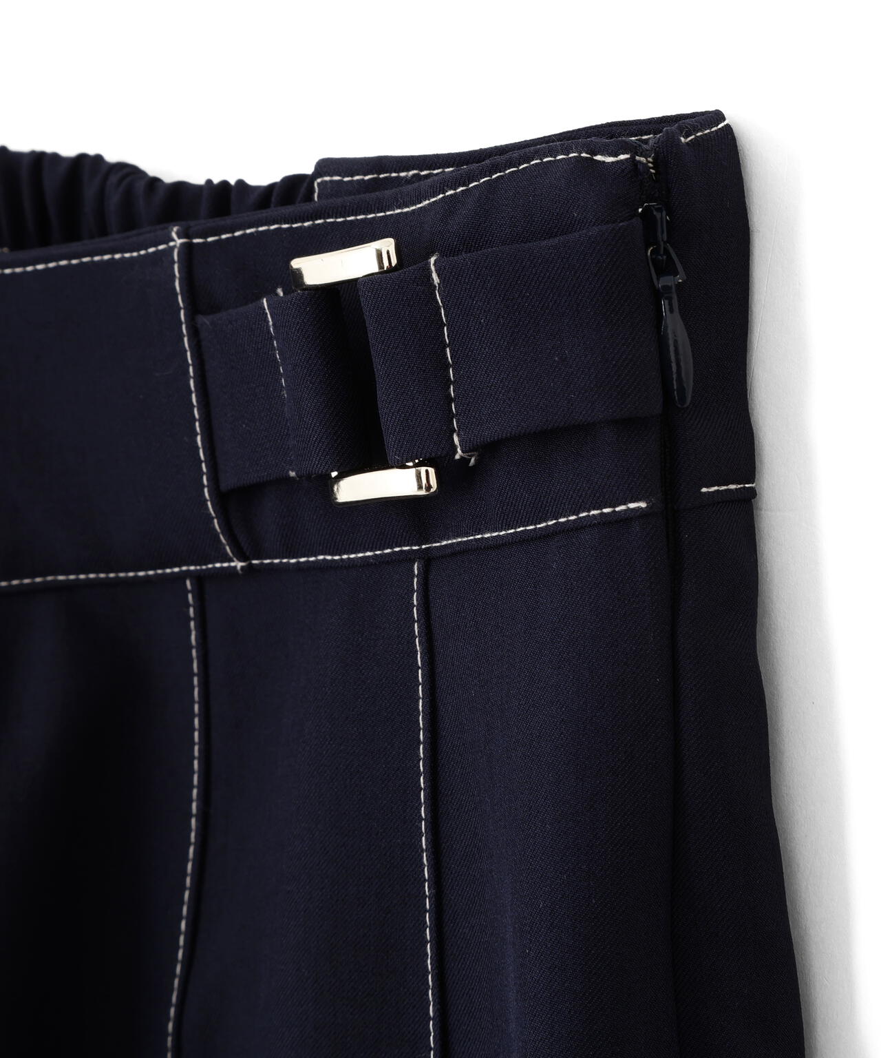 サイドベルトプリーツスカート