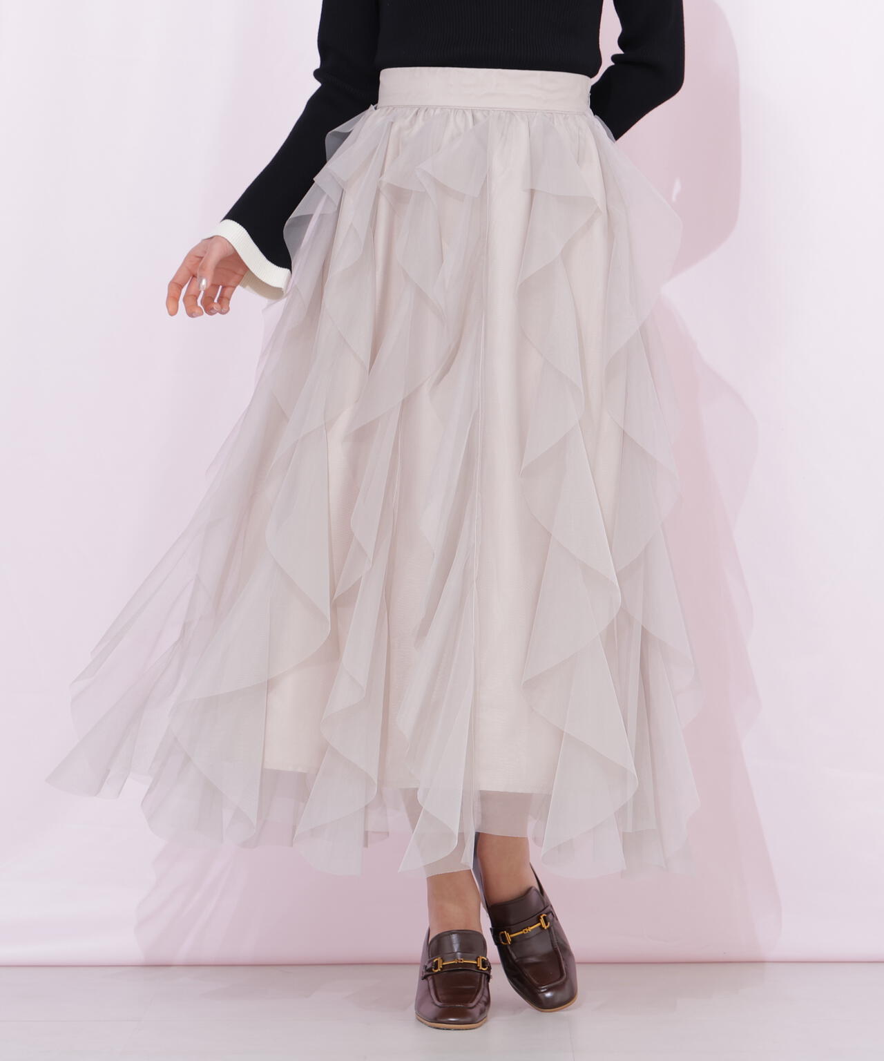 縦ラッフルチュールスカート