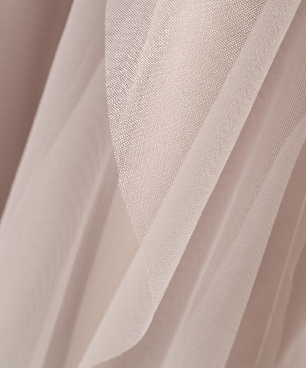 縦ラッフルチュールスカート