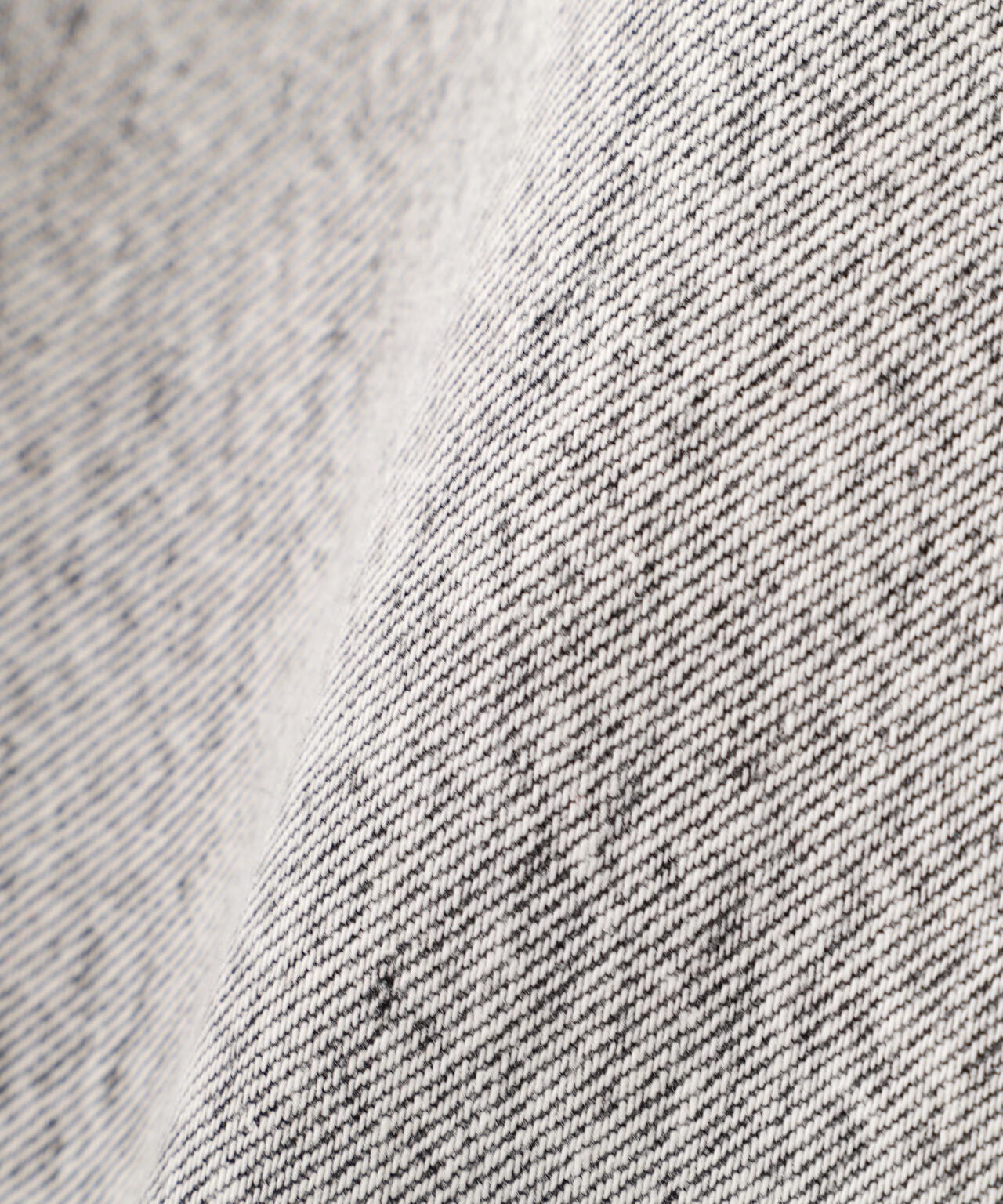 リボン加工カーブパネルデニムパンツ