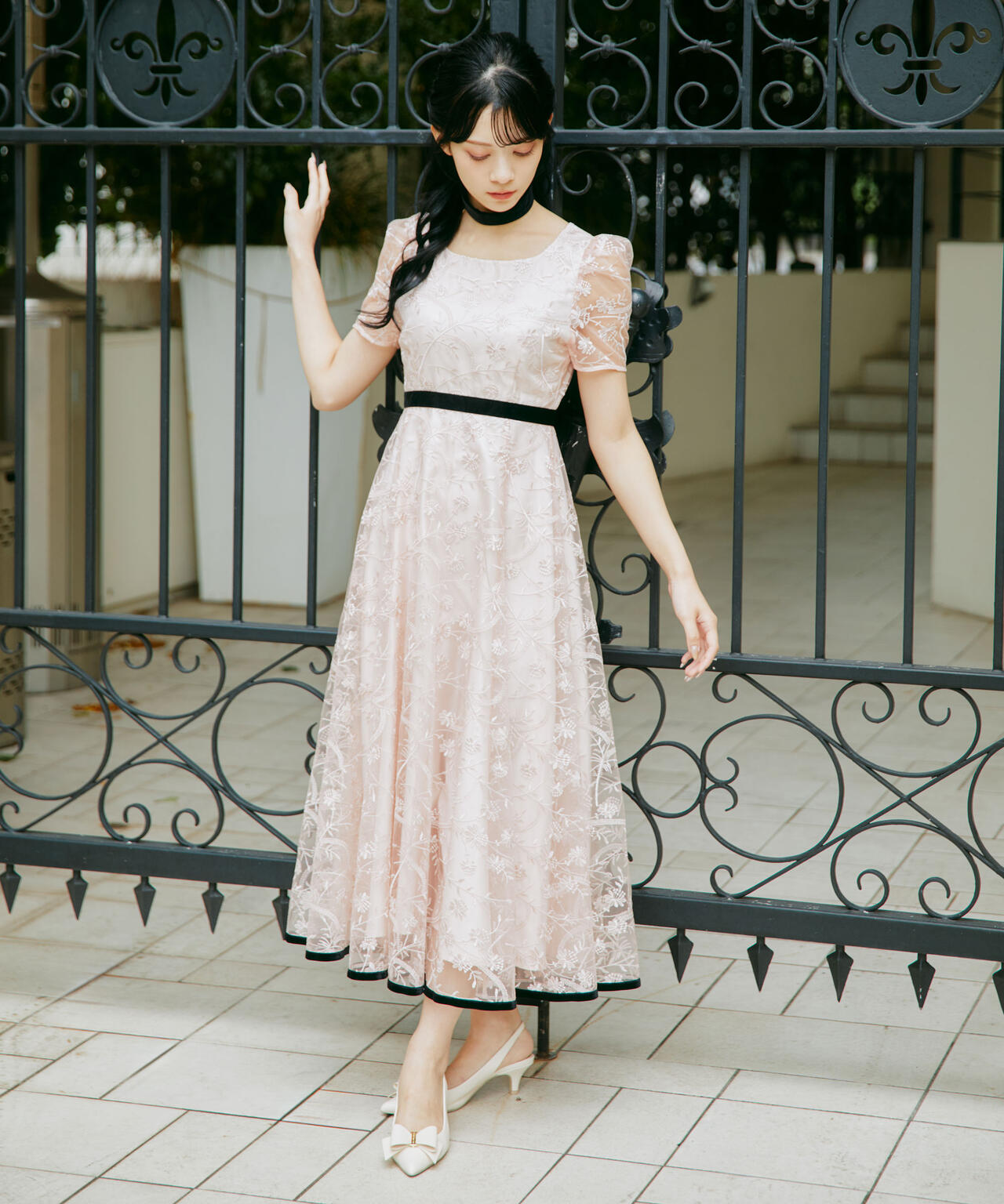 ＜ｍｉｋｕさんコラボ＞エンブロイダリーレースドレス