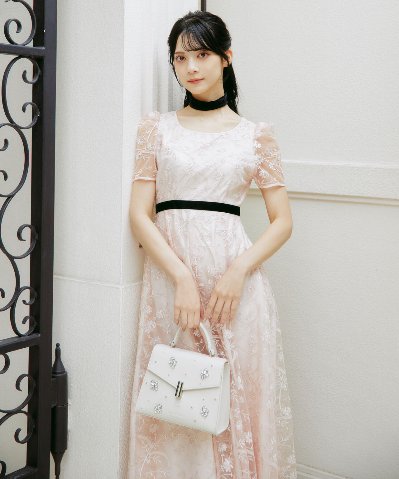 ＜ｍｉｋｕさんコラボ＞エンブロイダリーレースドレス