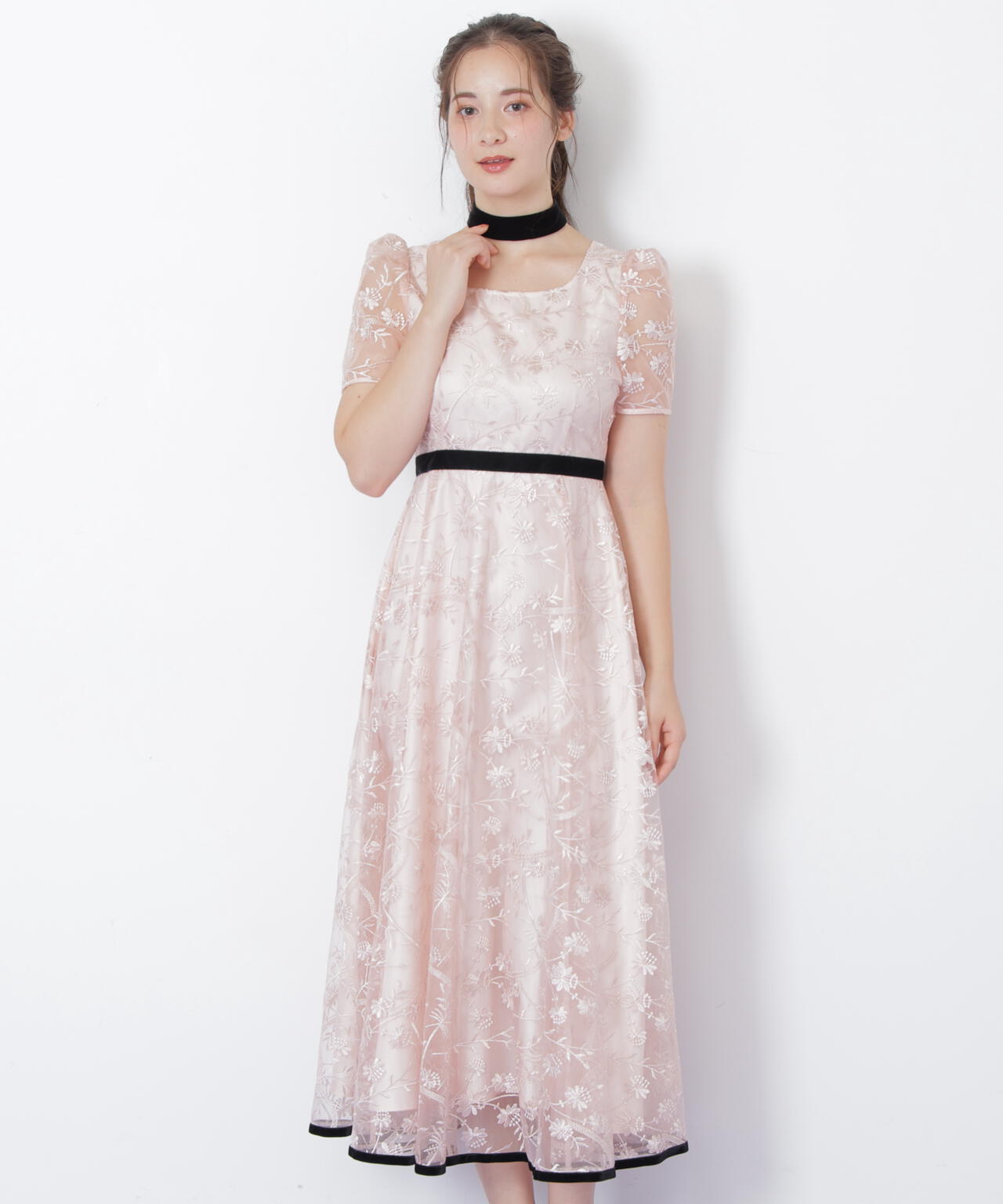＜ｍｉｋｕさんコラボ＞エンブロイダリーレースドレス