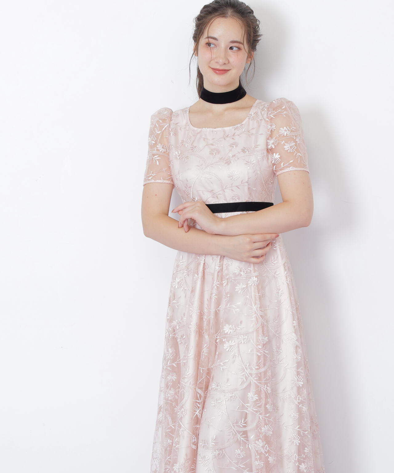 ＜ｍｉｋｕさんコラボ＞エンブロイダリーレースドレス