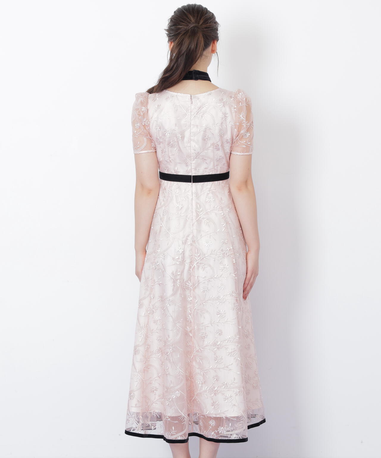 ＜ｍｉｋｕさんコラボ＞エンブロイダリーレースドレス