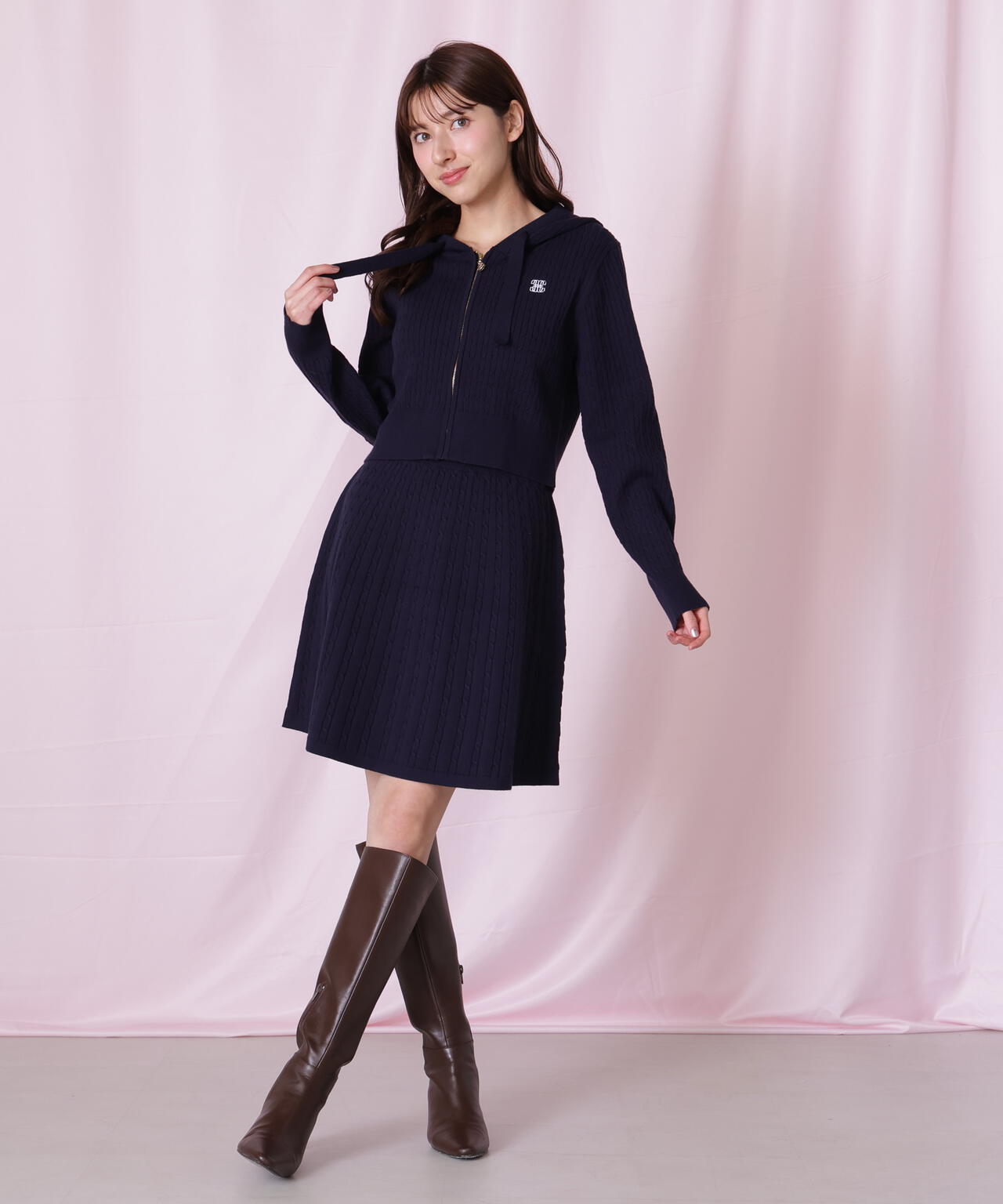 ケーブルニットパーカーセットアップ