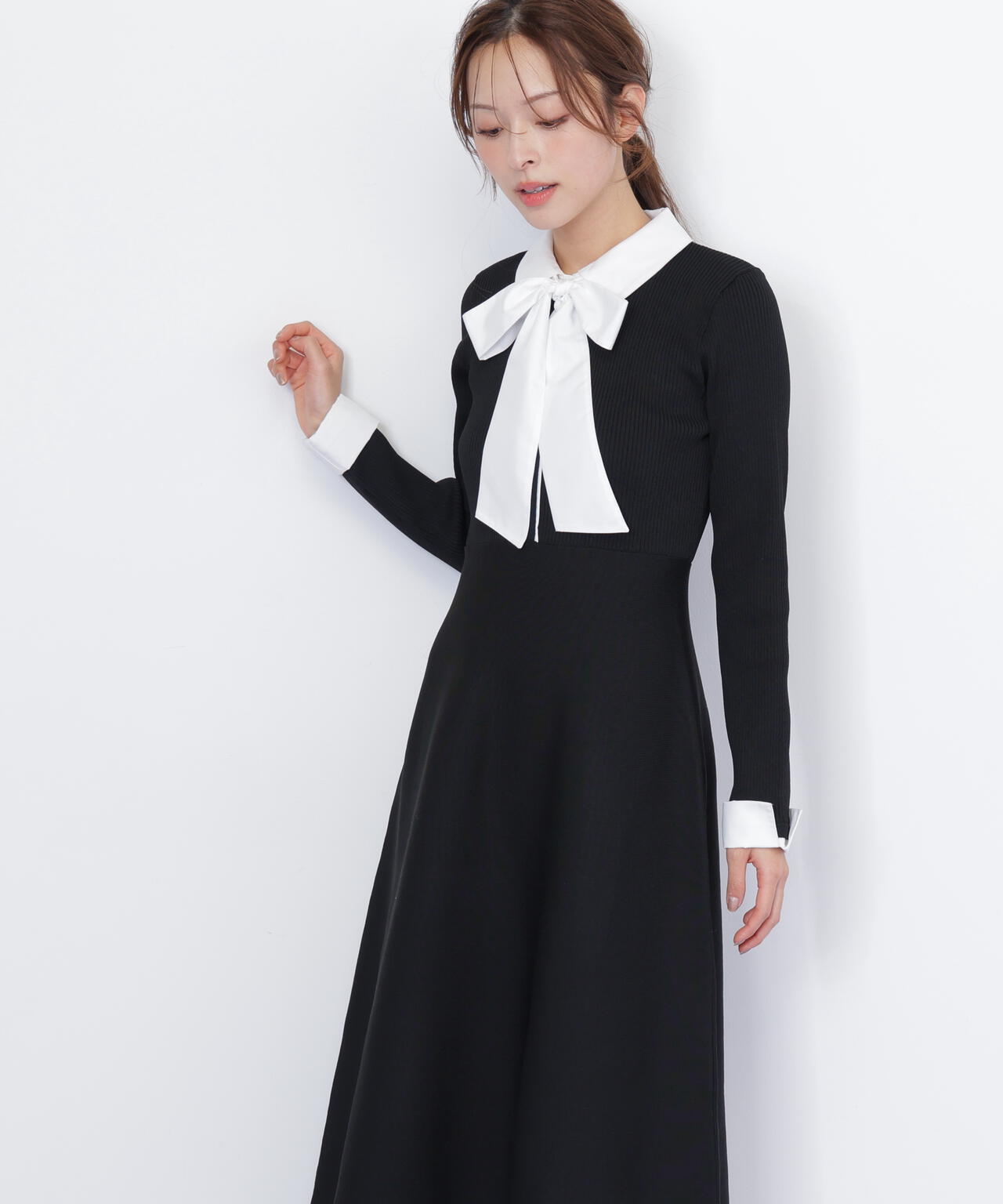 シャツ襟ドッキングニットワンピース