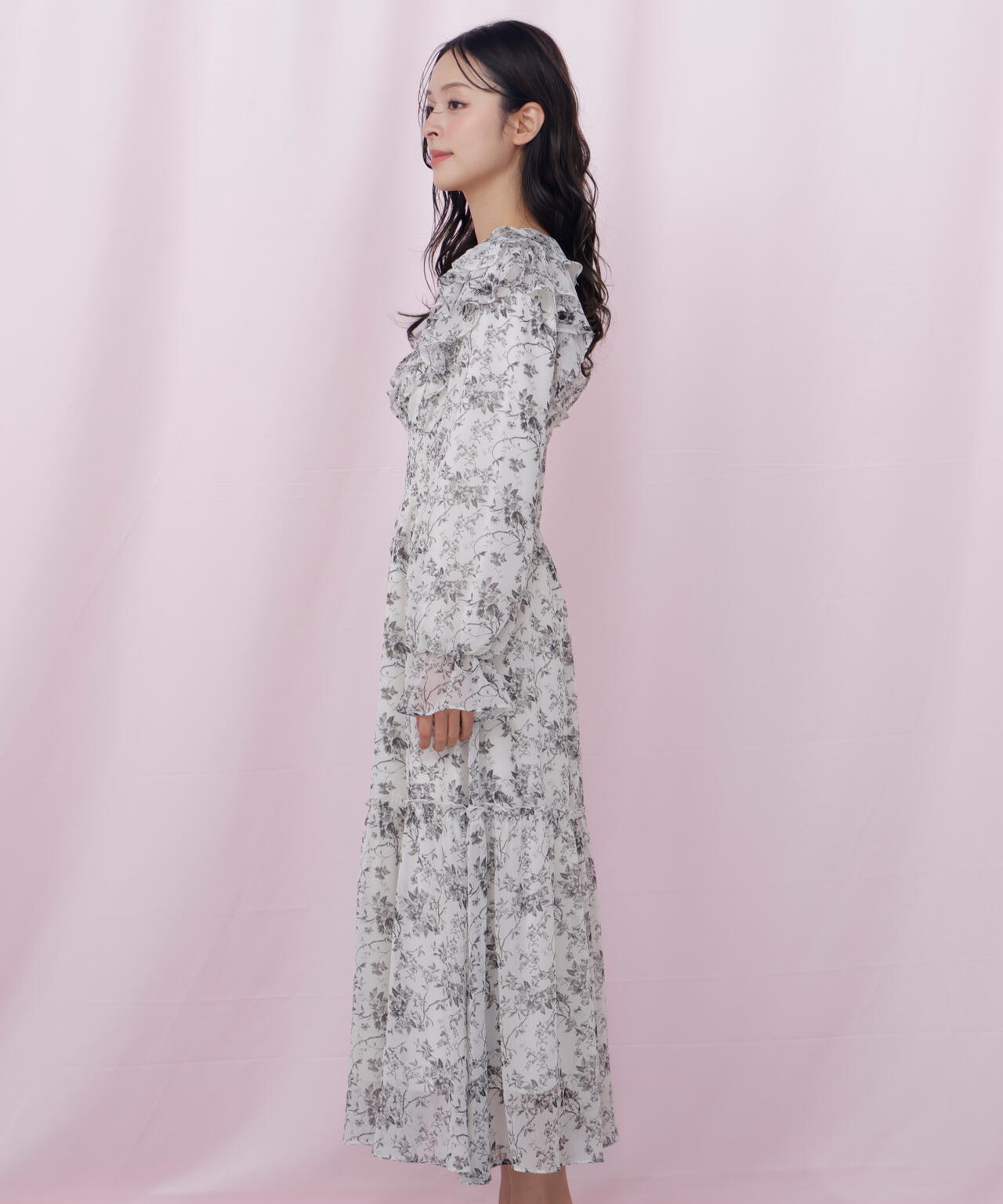 花柄ボリュームフリルワンピース