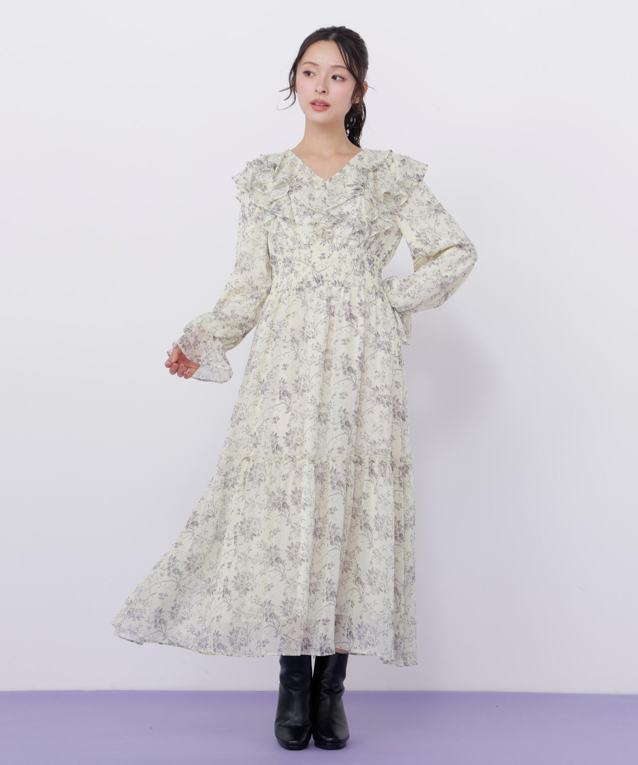 花柄ボリュームフリルワンピース