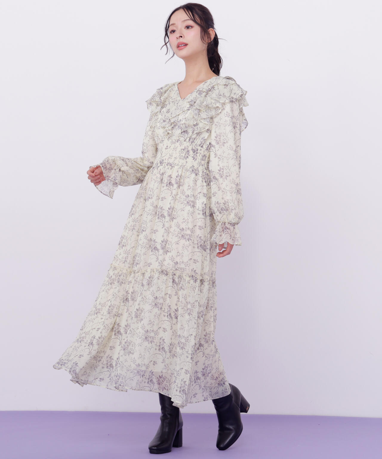 花柄ボリュームフリルワンピース