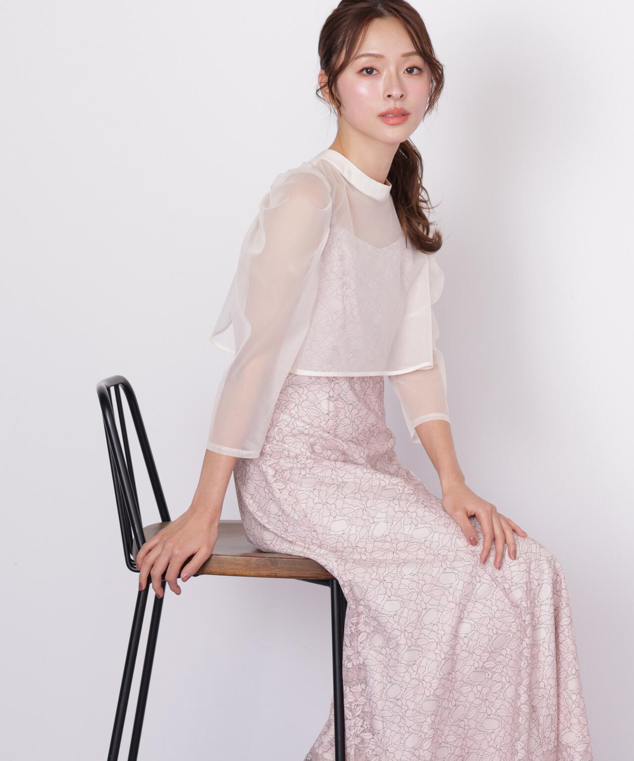 レイヤードレースキャミワンピース