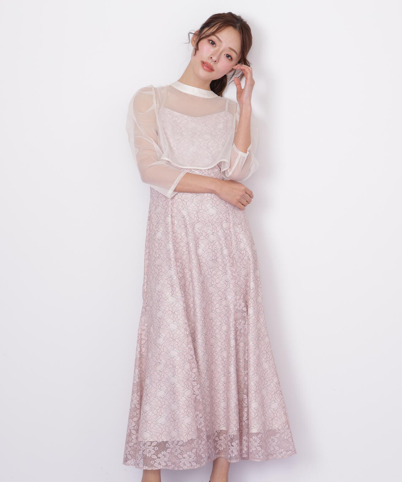 レイヤードレースキャミワンピース