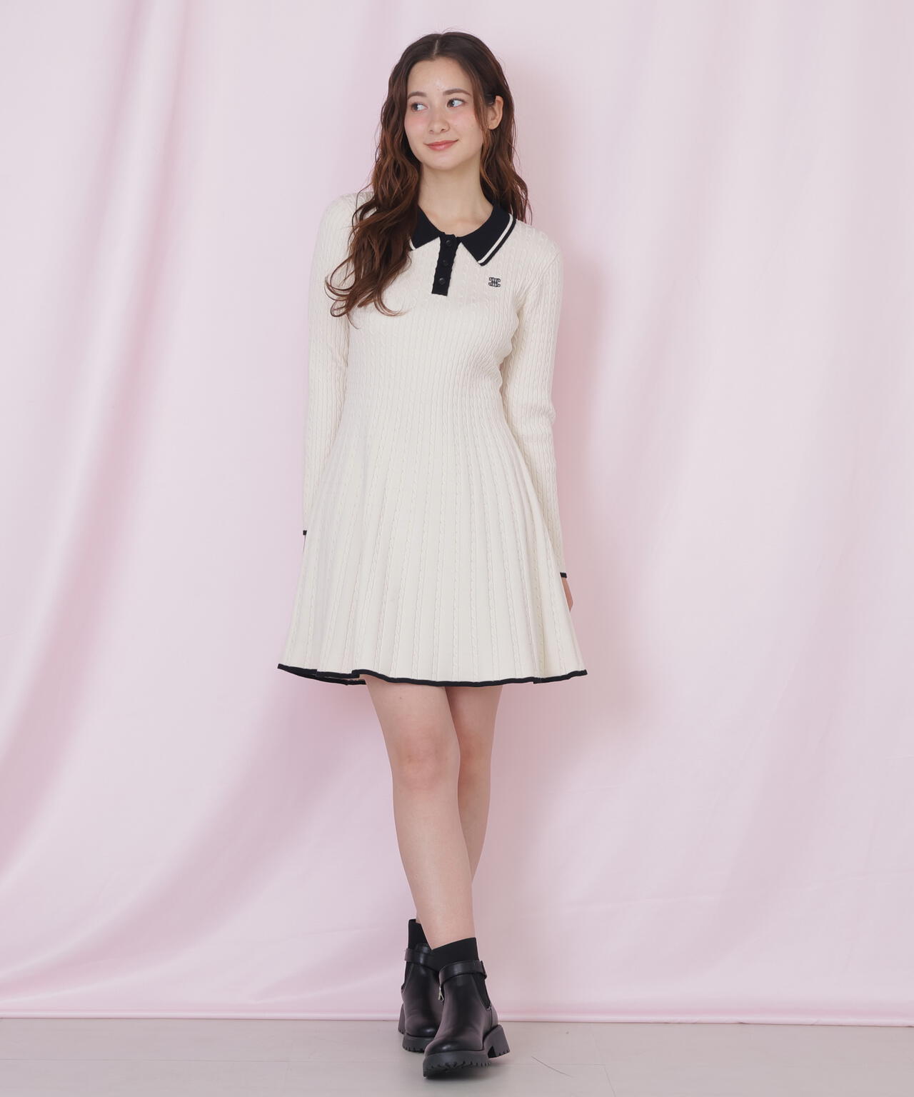 ポロ襟ケーブルミニワンピース
