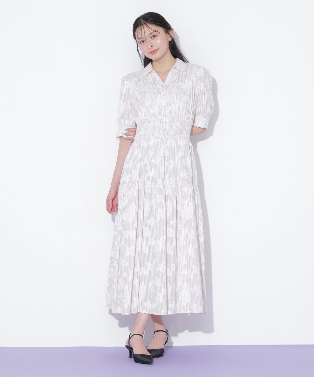 慈雨☆23年春☆手描きプリント変形シャツワンピース☆手洗い可☆美品です ストライプジャガードシャツワンピース | JILL by JILL STUART（ジル