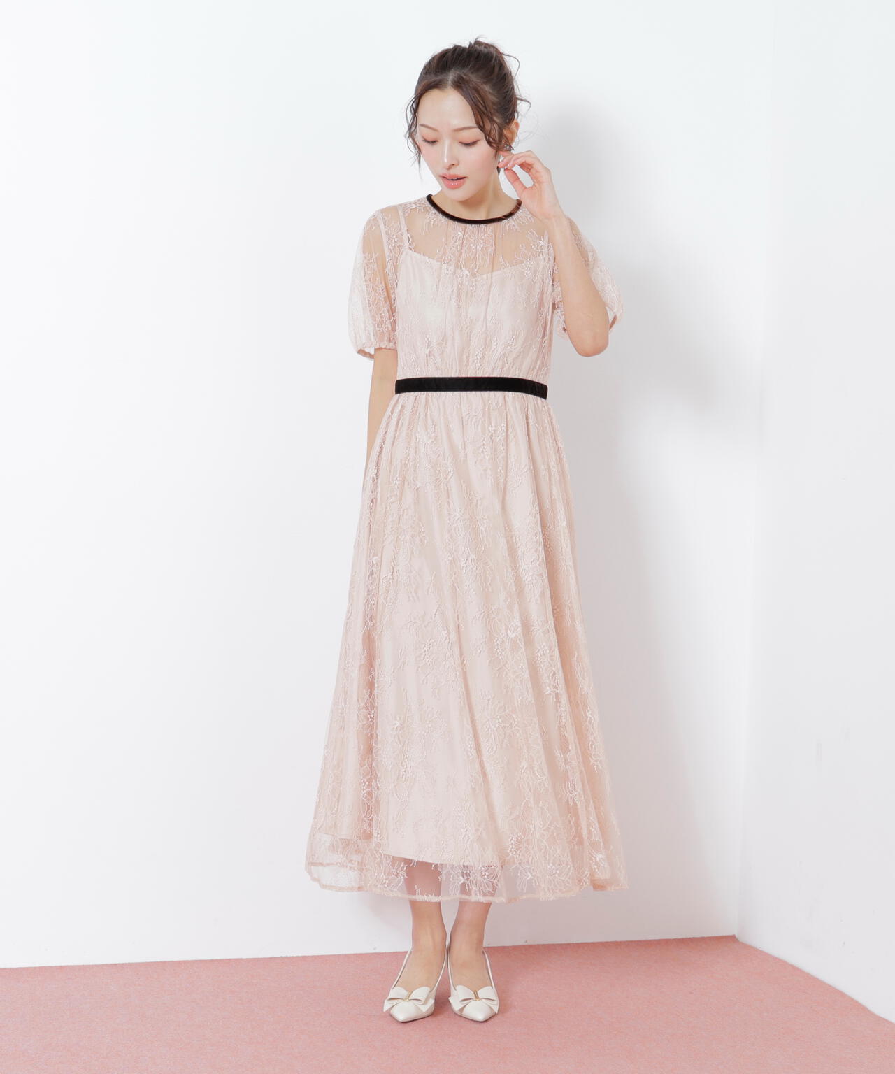 isaya　GUCCI ベロアワンピース ピンクベージュ　8 フォーマル isaya GUCCI ベロアワンピース ピンクベージュ 8 フォーマル isaya