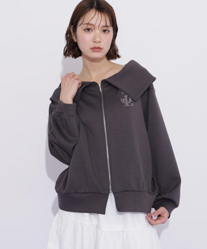 162cm 着用サイズ：FR