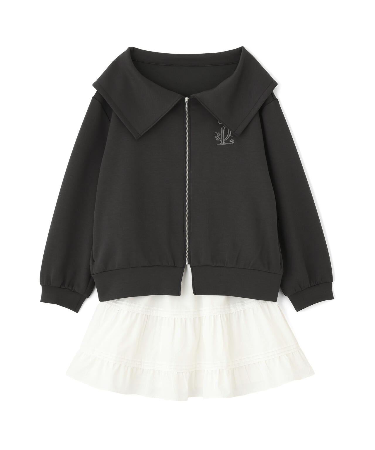 162cm 着用サイズ：FR