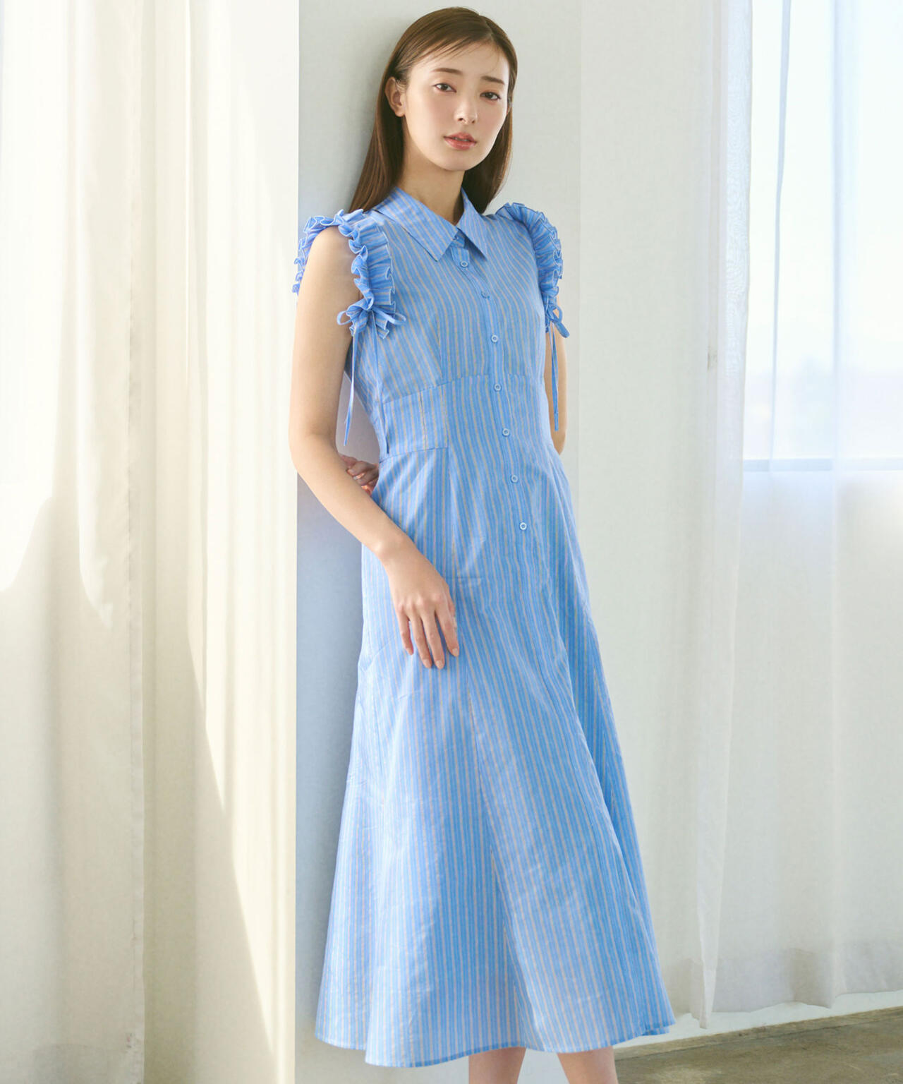 ショルダーフリルワンピース